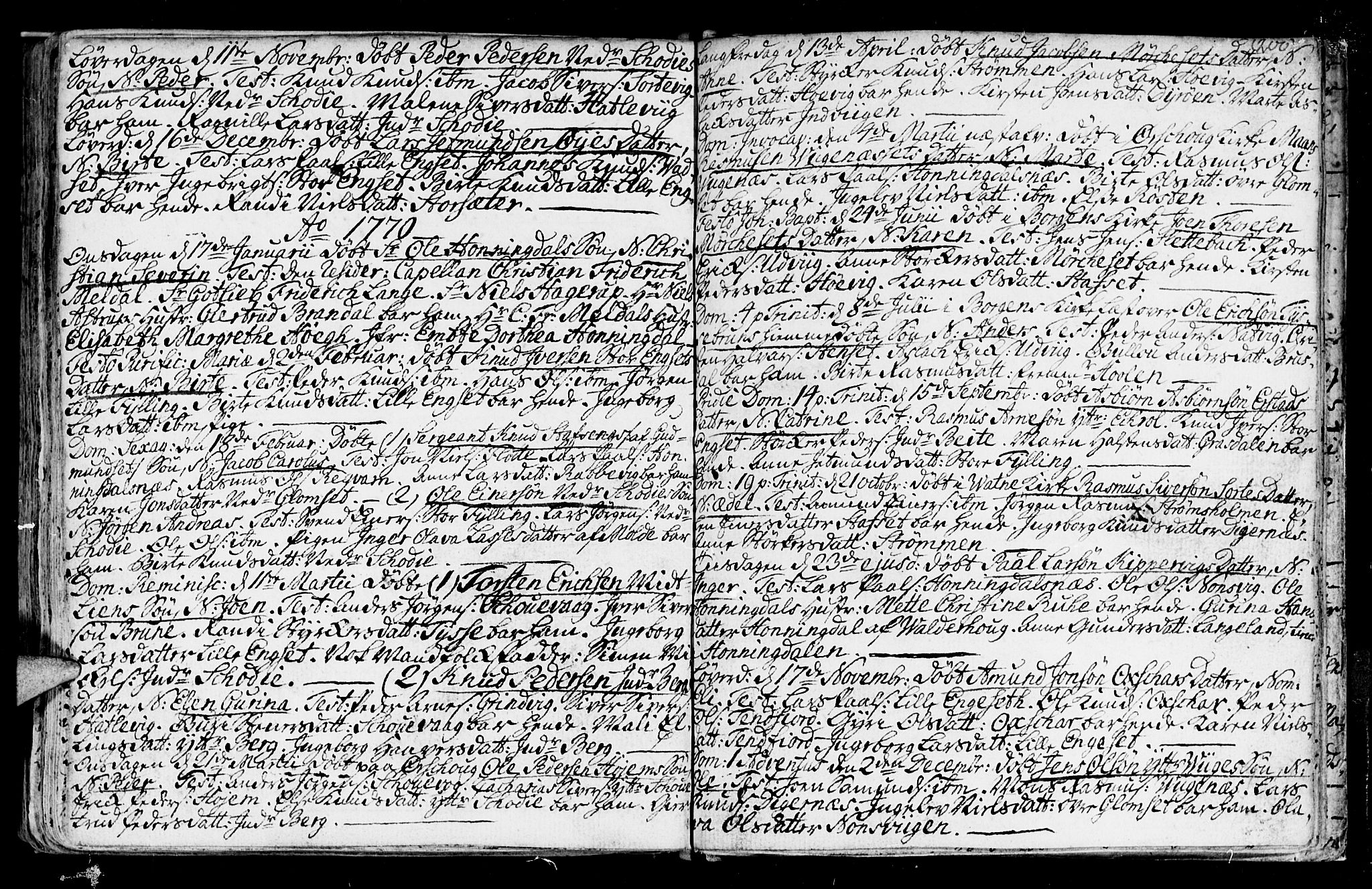 Ministerialprotokoller, klokkerbøker og fødselsregistre - Møre og Romsdal, SAT/A-1454/524/L0349: Parish register (official) no. 524A01, 1698-1779, p. 200