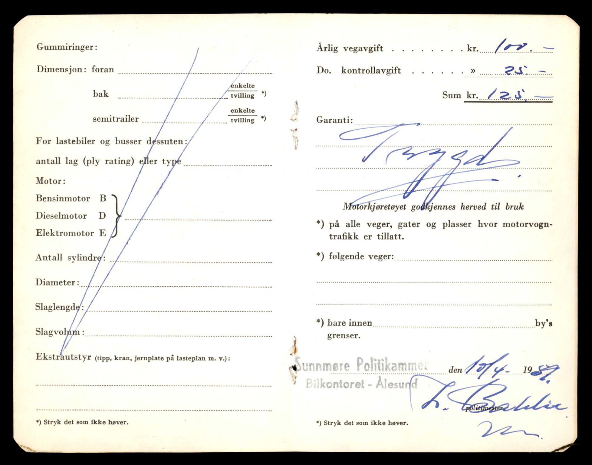 Møre og Romsdal vegkontor - Ålesund trafikkstasjon, SAT/A-4099/F/Fe/L0009: Registreringskort for kjøretøy T 896 - T 1049, 1927-1998, p. 1004