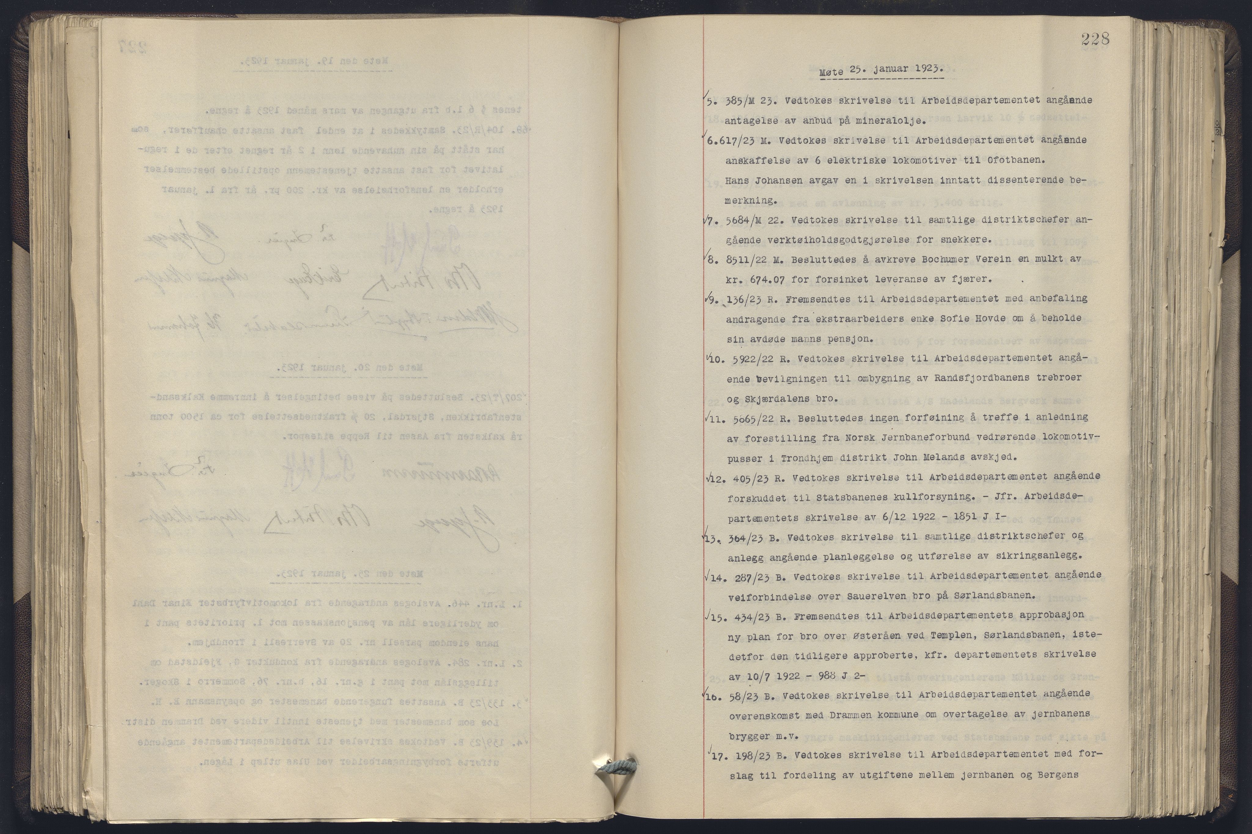 Norges statsbaner, Administrasjons- økonomi- og personalavdelingen, AV/RA-S-3412/A/Aa/L0019: Forhandlingsprotokoll, 1922-1924, p. 228