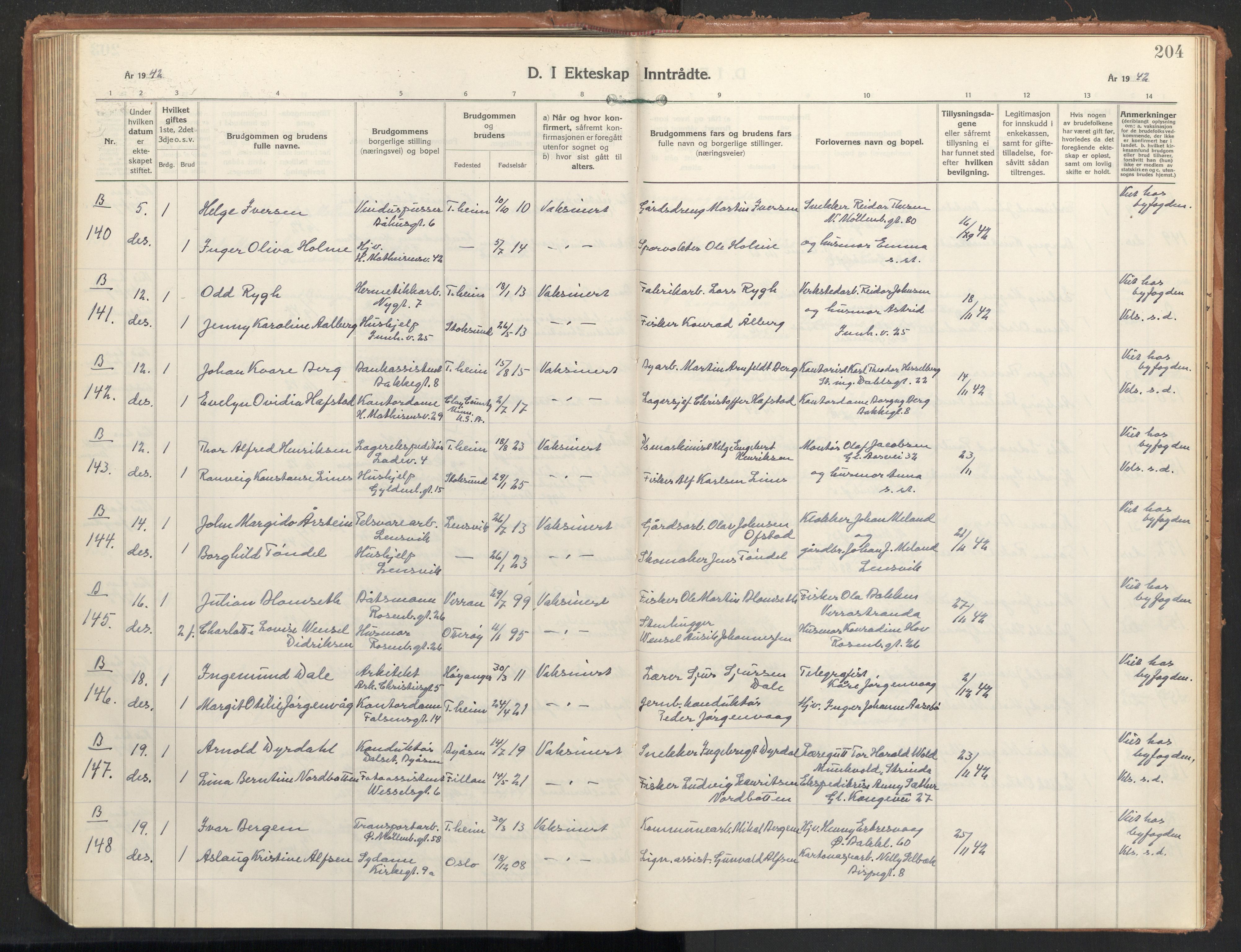 Ministerialprotokoller, klokkerbøker og fødselsregistre - Sør-Trøndelag, AV/SAT-A-1456/604/L0209: Parish register (official) no. 604A29, 1931-1945, p. 204