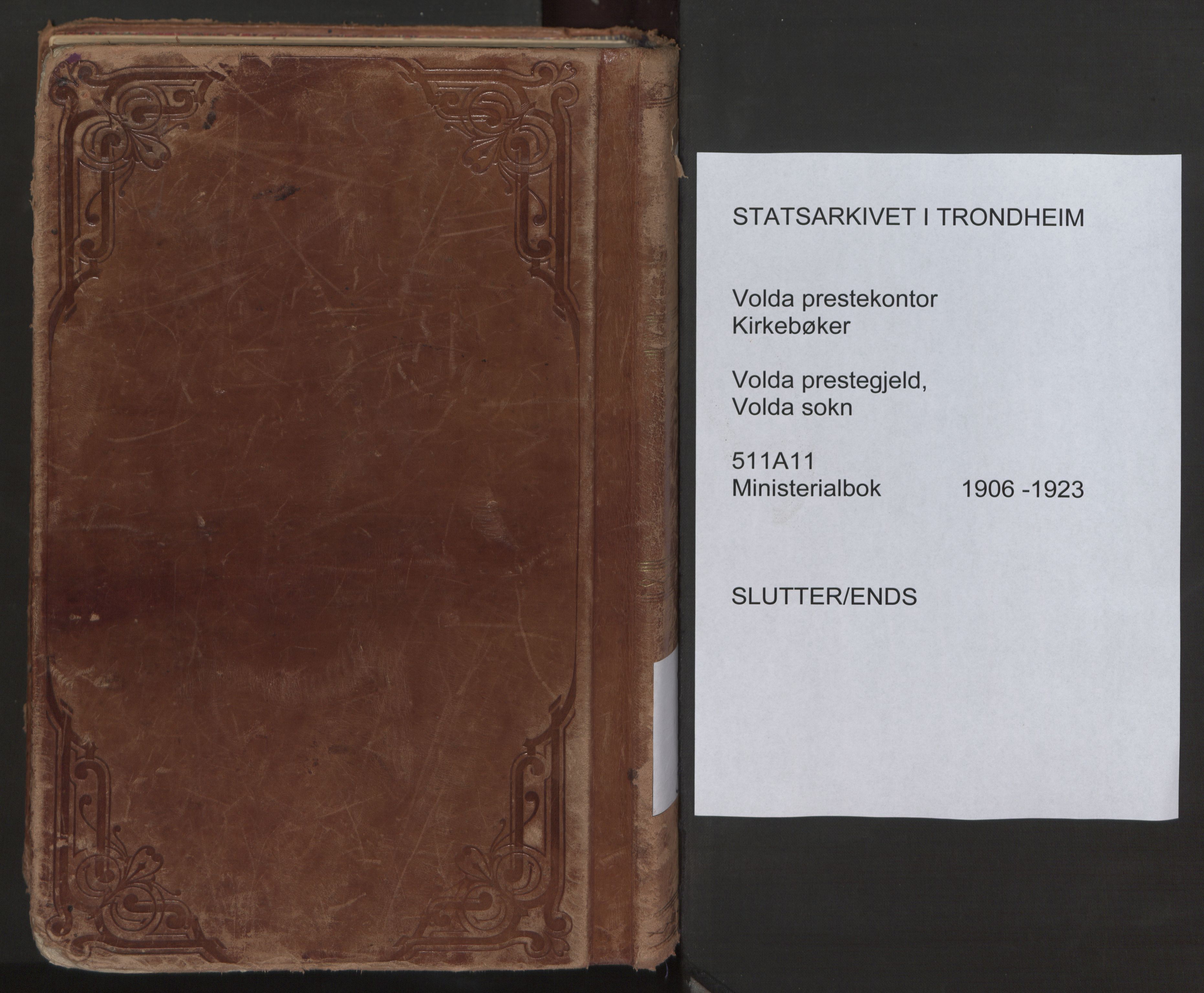 Ministerialprotokoller, klokkerbøker og fødselsregistre - Møre og Romsdal, AV/SAT-A-1454/511/L0144: Parish register (official) no. 511A11, 1906-1923