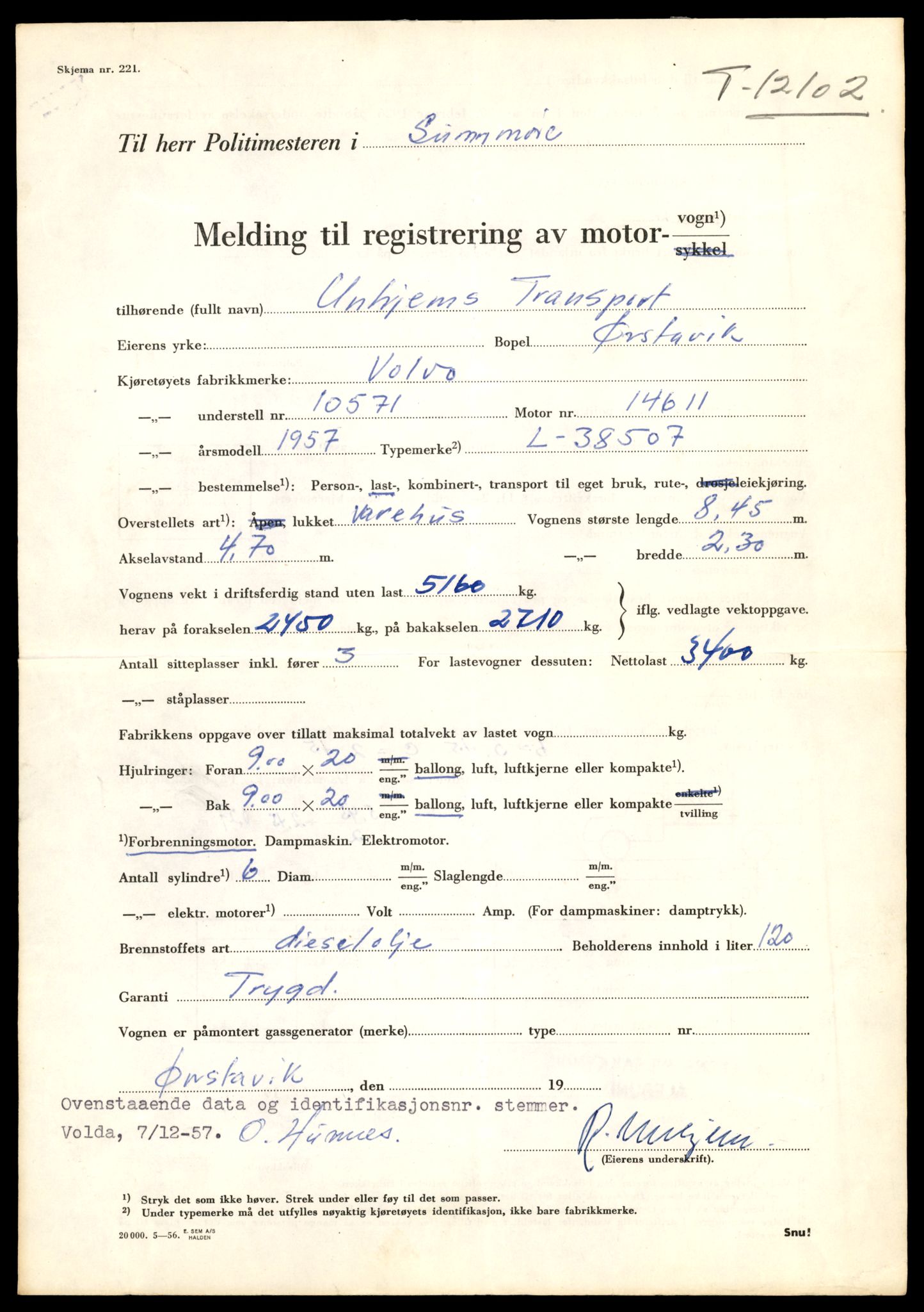 Møre og Romsdal vegkontor - Ålesund trafikkstasjon, AV/SAT-A-4099/F/Fe/L0032: Registreringskort for kjøretøy T 11997 - T 12149, 1927-1998, p. 2589