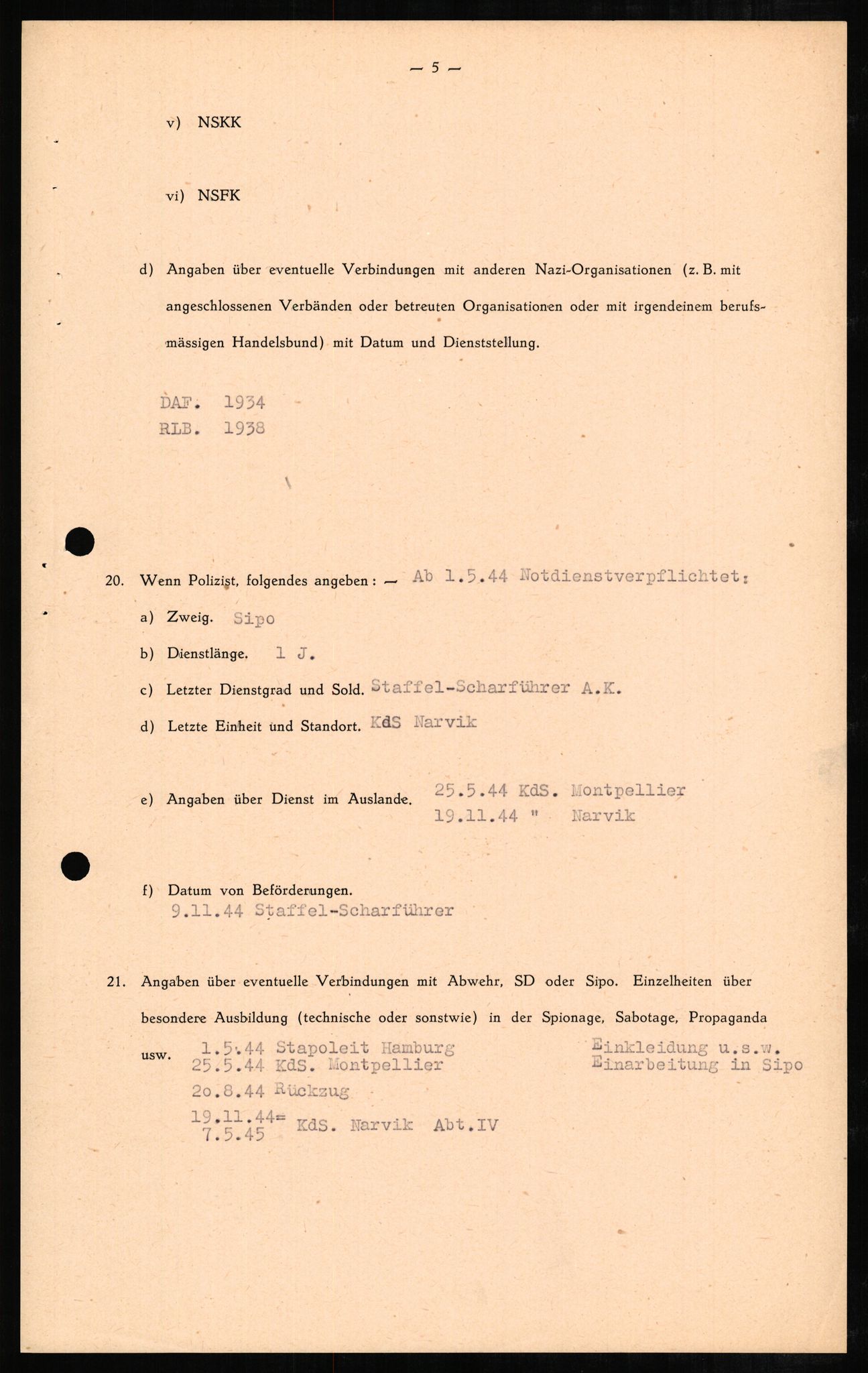 Forsvaret, Forsvarets overkommando II, RA/RAFA-3915/D/Db/L0003: CI Questionaires. Tyske okkupasjonsstyrker i Norge. Tyskere., 1945-1946, p. 477