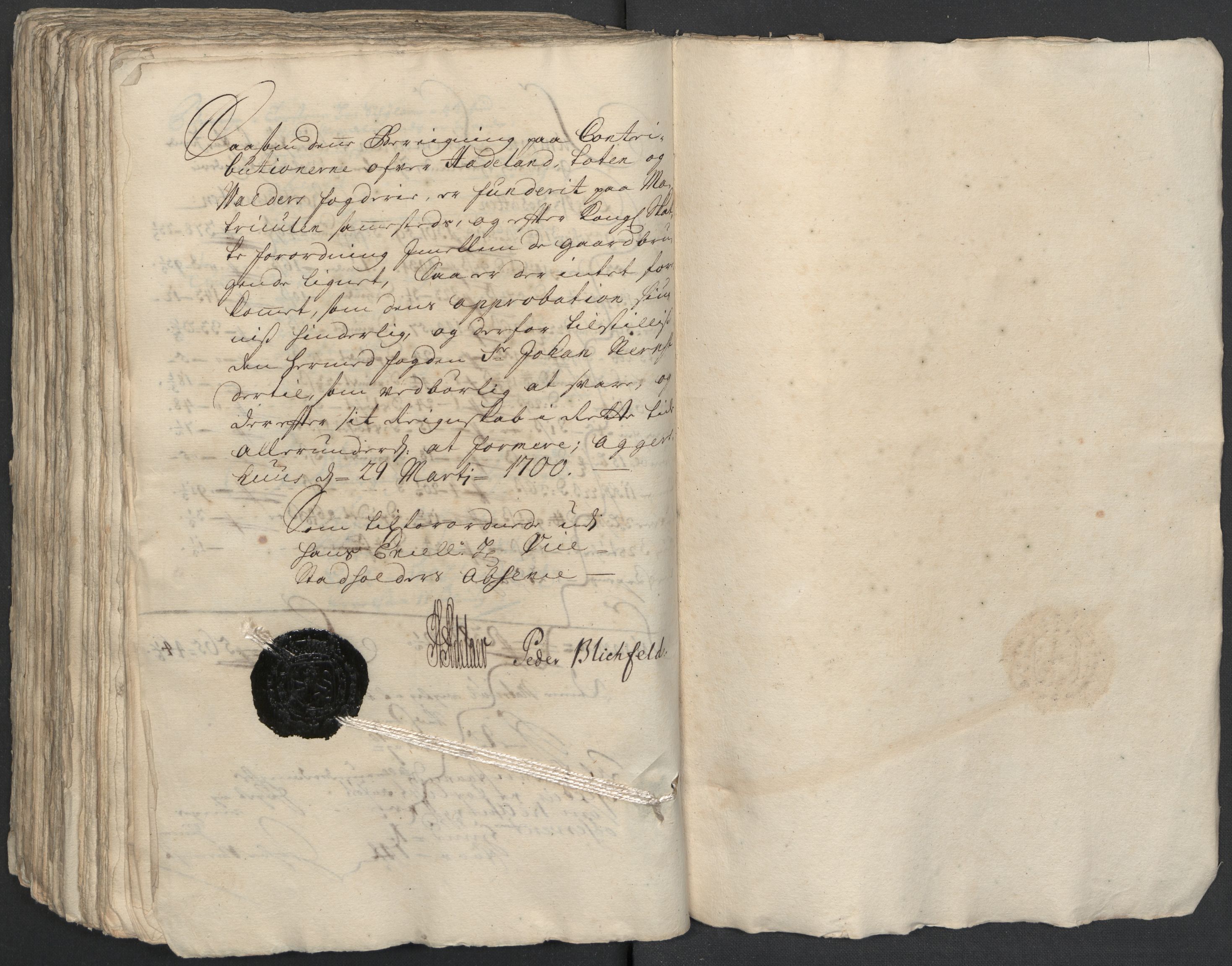 Rentekammeret inntil 1814, Reviderte regnskaper, Fogderegnskap, AV/RA-EA-4092/R18/L1297: Fogderegnskap Hadeland, Toten og Valdres, 1699, p. 261