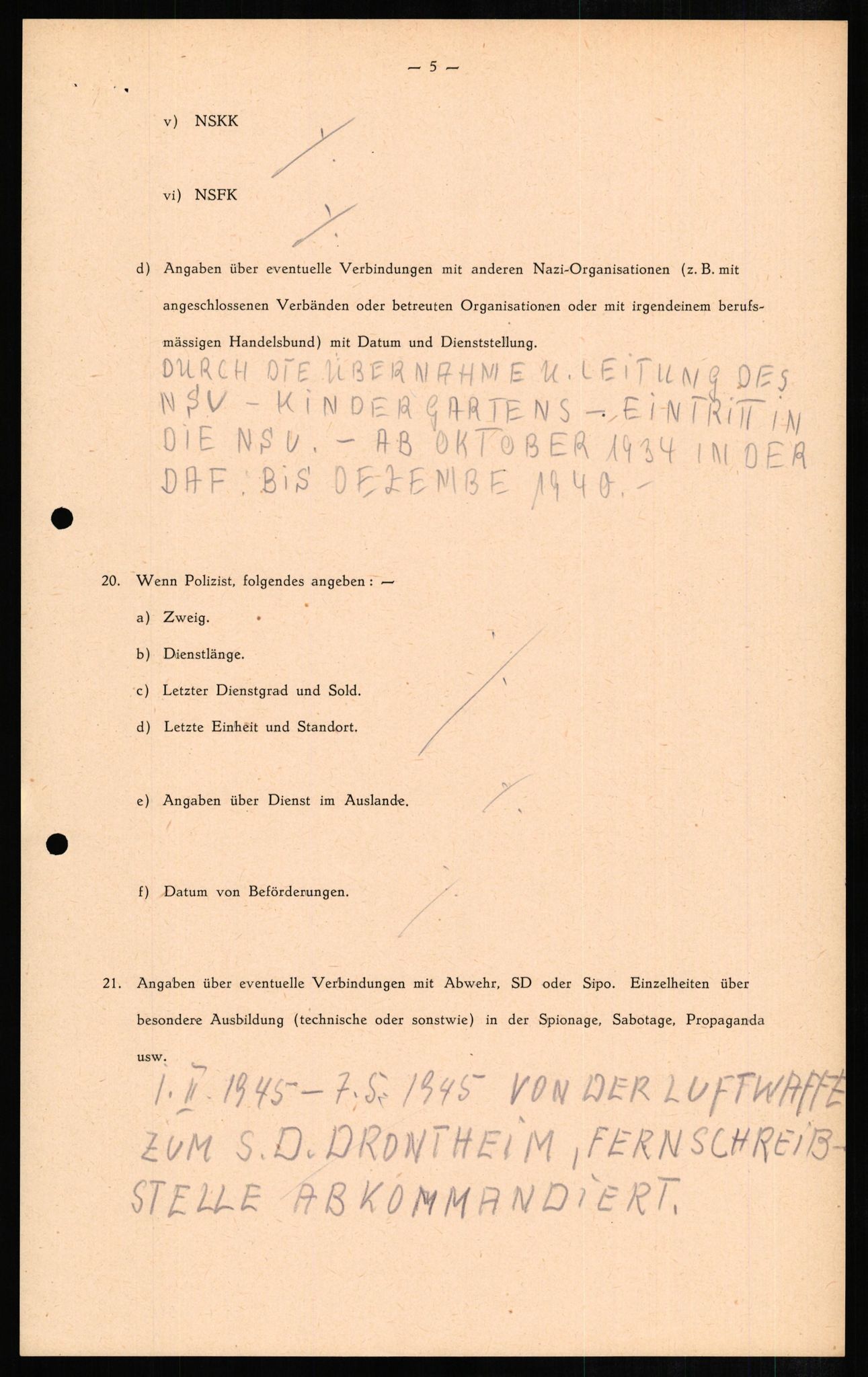 Forsvaret, Forsvarets overkommando II, AV/RA-RAFA-3915/D/Db/L0008: CI Questionaires. Tyske okkupasjonsstyrker i Norge. Tyskere., 1945-1946, p. 320