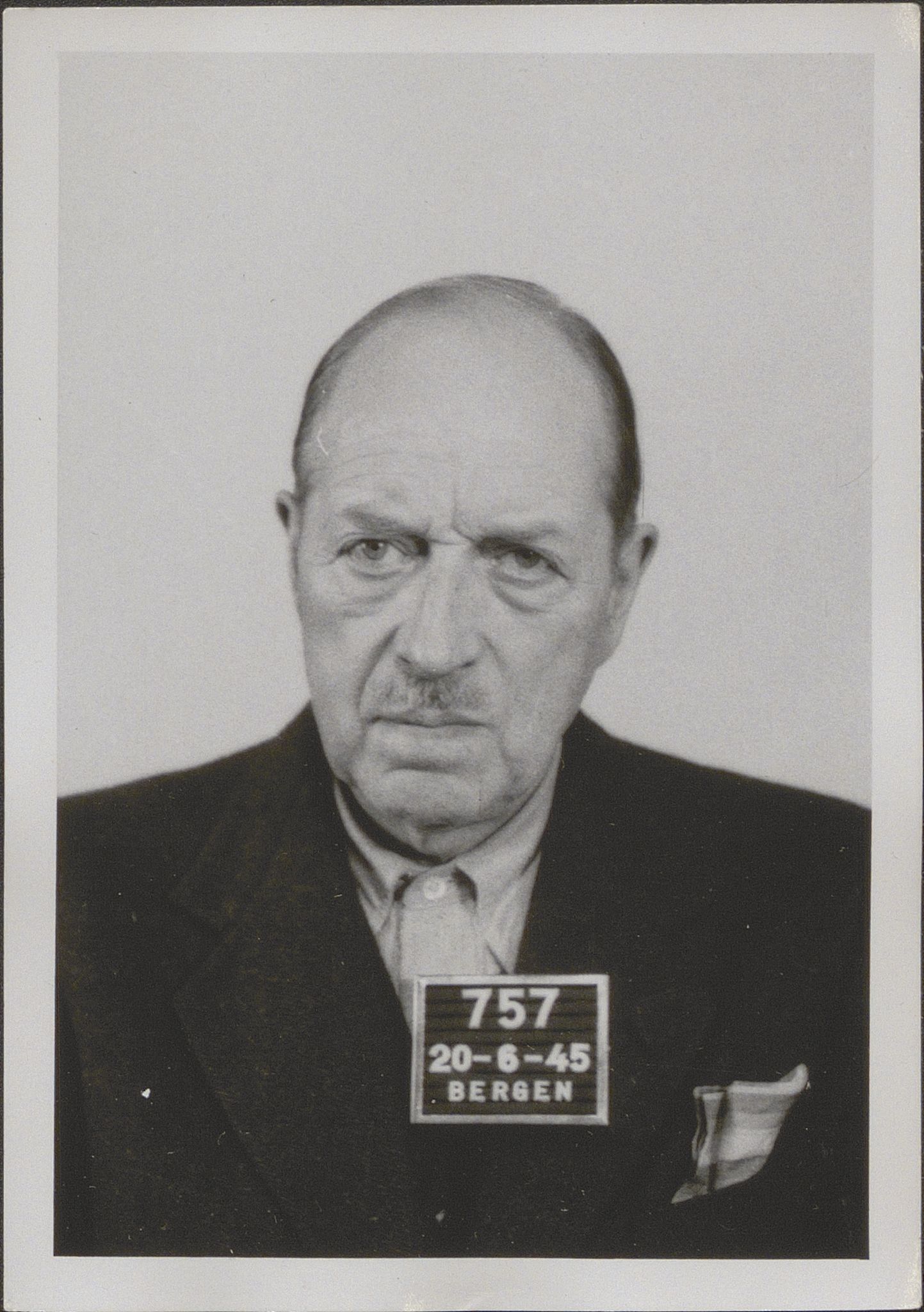 Bergen politikammer / politidistrikt, SAB/A-60401/Y/Yc/Ycd/L0004: Personfoto - landsvikere etc, 1945-1947, p. 709