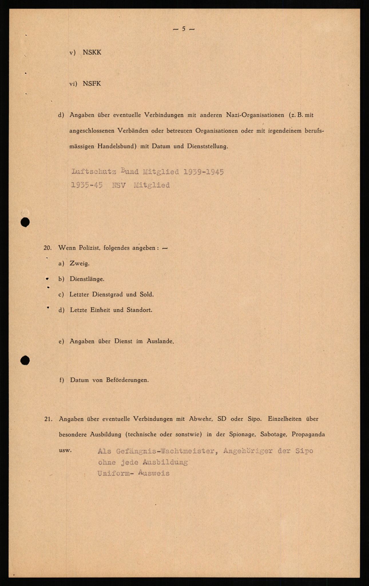 Forsvaret, Forsvarets overkommando II, AV/RA-RAFA-3915/D/Db/L0012: CI Questionaires. Tyske okkupasjonsstyrker i Norge. Tyskere., 1945-1946, p. 224