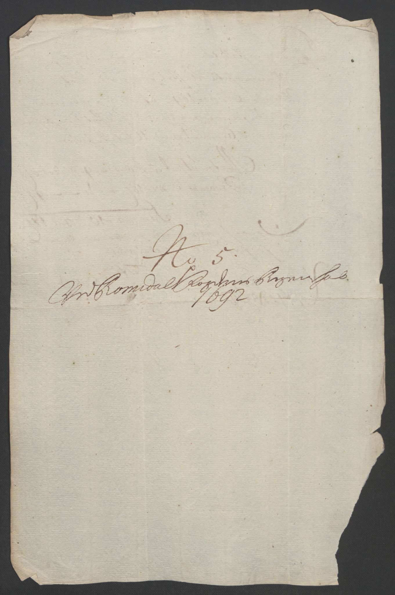 Rentekammeret inntil 1814, Reviderte regnskaper, Fogderegnskap, AV/RA-EA-4092/R55/L3650: Fogderegnskap Romsdal, 1692, p. 186