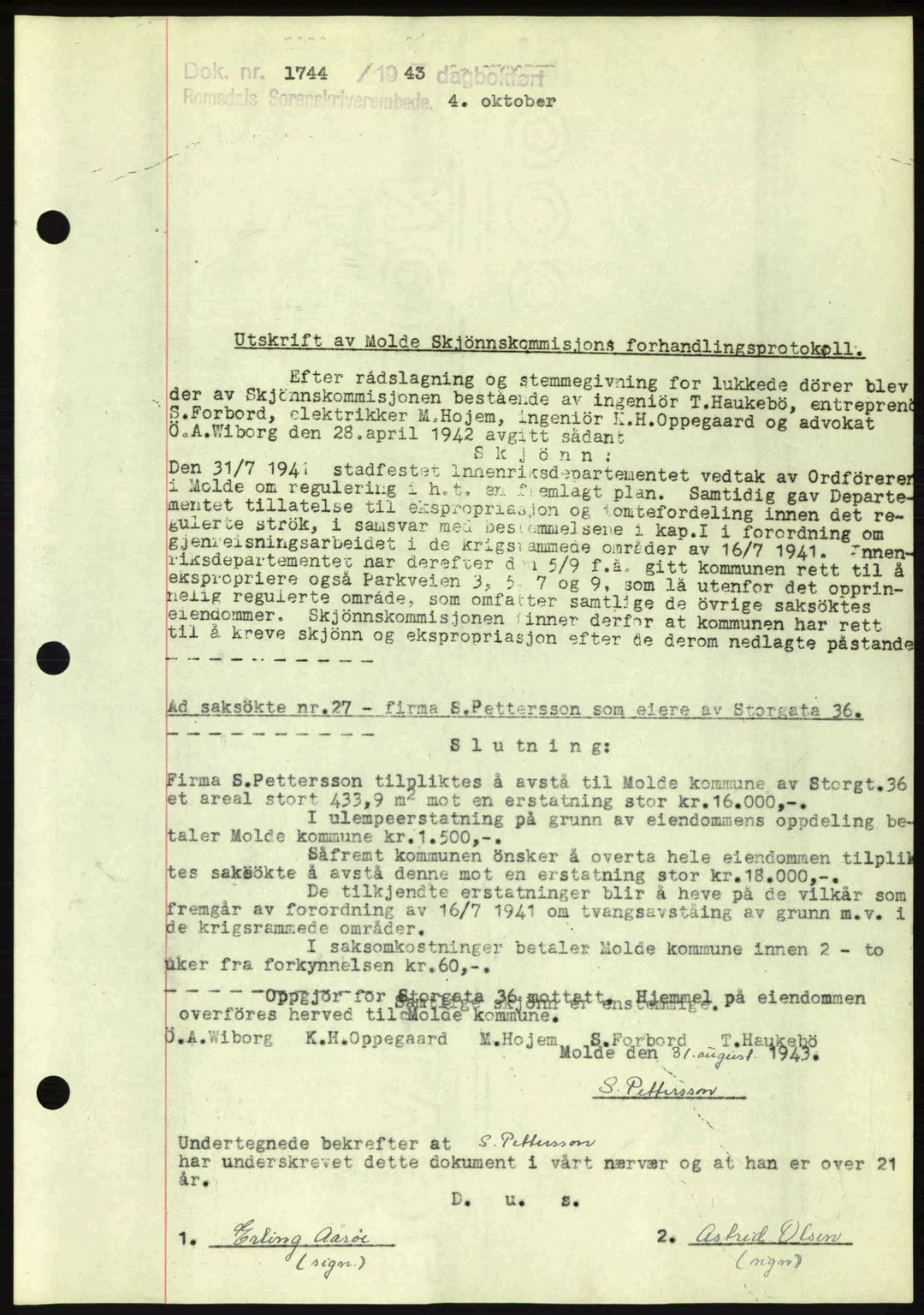 Romsdal sorenskriveri, AV/SAT-A-4149/1/2/2C: Mortgage book no. A15, 1943-1944, Diary no: : 1744/1943