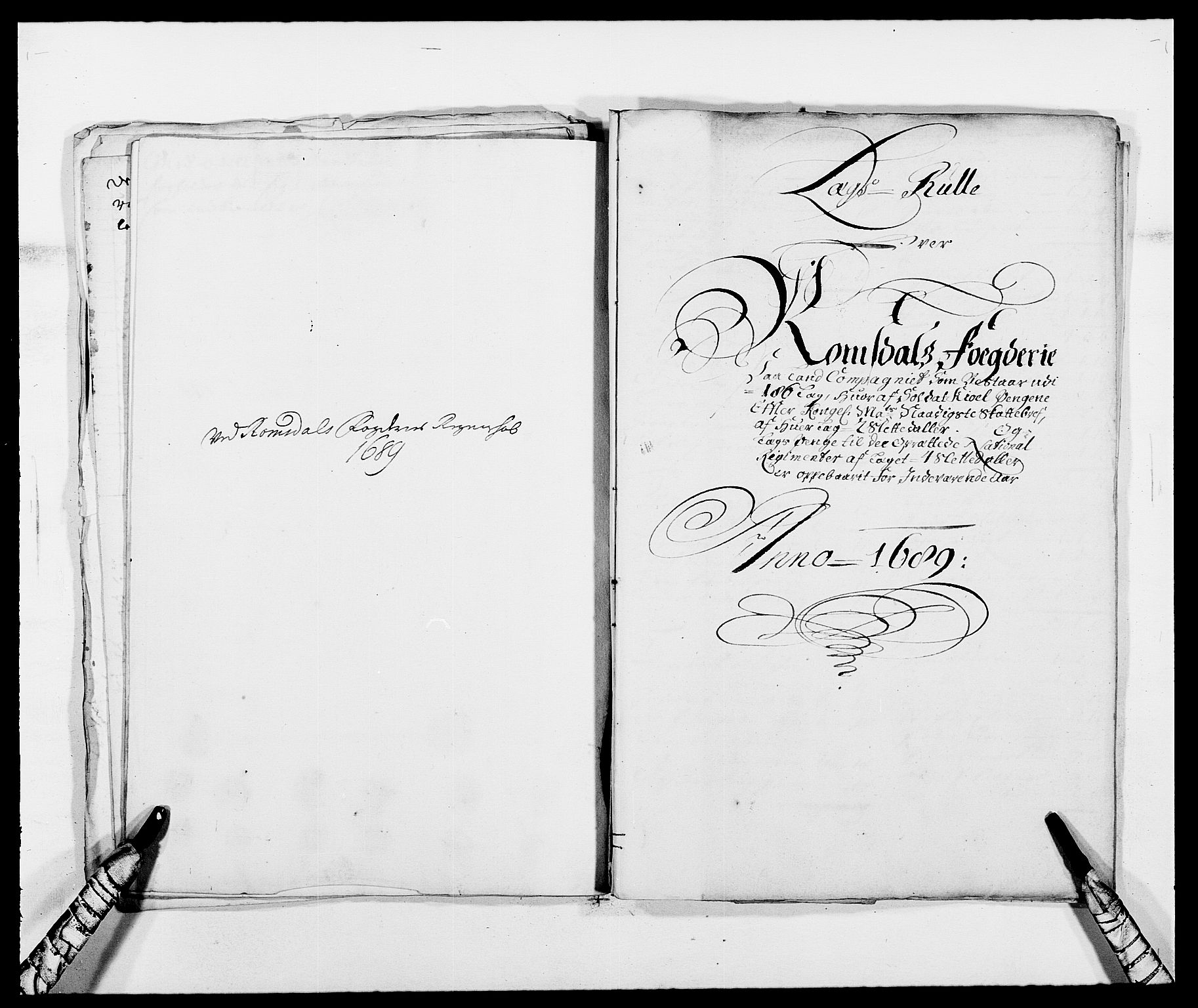 Rentekammeret inntil 1814, Reviderte regnskaper, Fogderegnskap, RA/EA-4092/R55/L3648: Fogderegnskap Romsdal, 1687-1689, p. 333