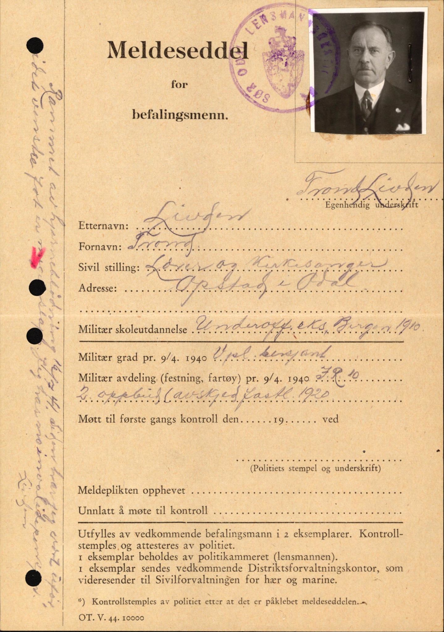 Forsvaret, Forsvarets krigshistoriske avdeling, AV/RA-RAFA-2017/Y/Yf/L0209: II-C-11-2121  -  Okkupasjonstiden.  Meldesedler for befal med foto og oppl. om militær grad 9. apr. 1940., 1944-1945, p. 106