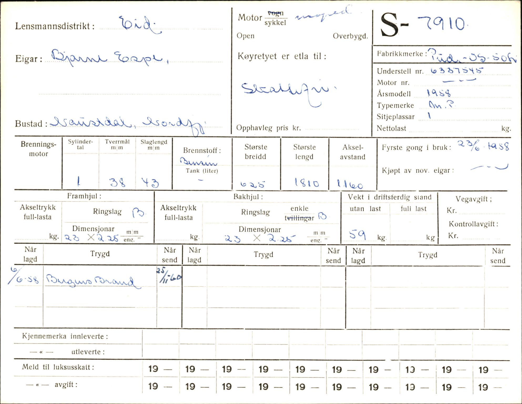 Statens vegvesen, Sogn og Fjordane vegkontor, AV/SAB-A-5301/4/F/L0005: Registerkort utmeldte Fjordane S7900-8299, 1930-1961, p. 16