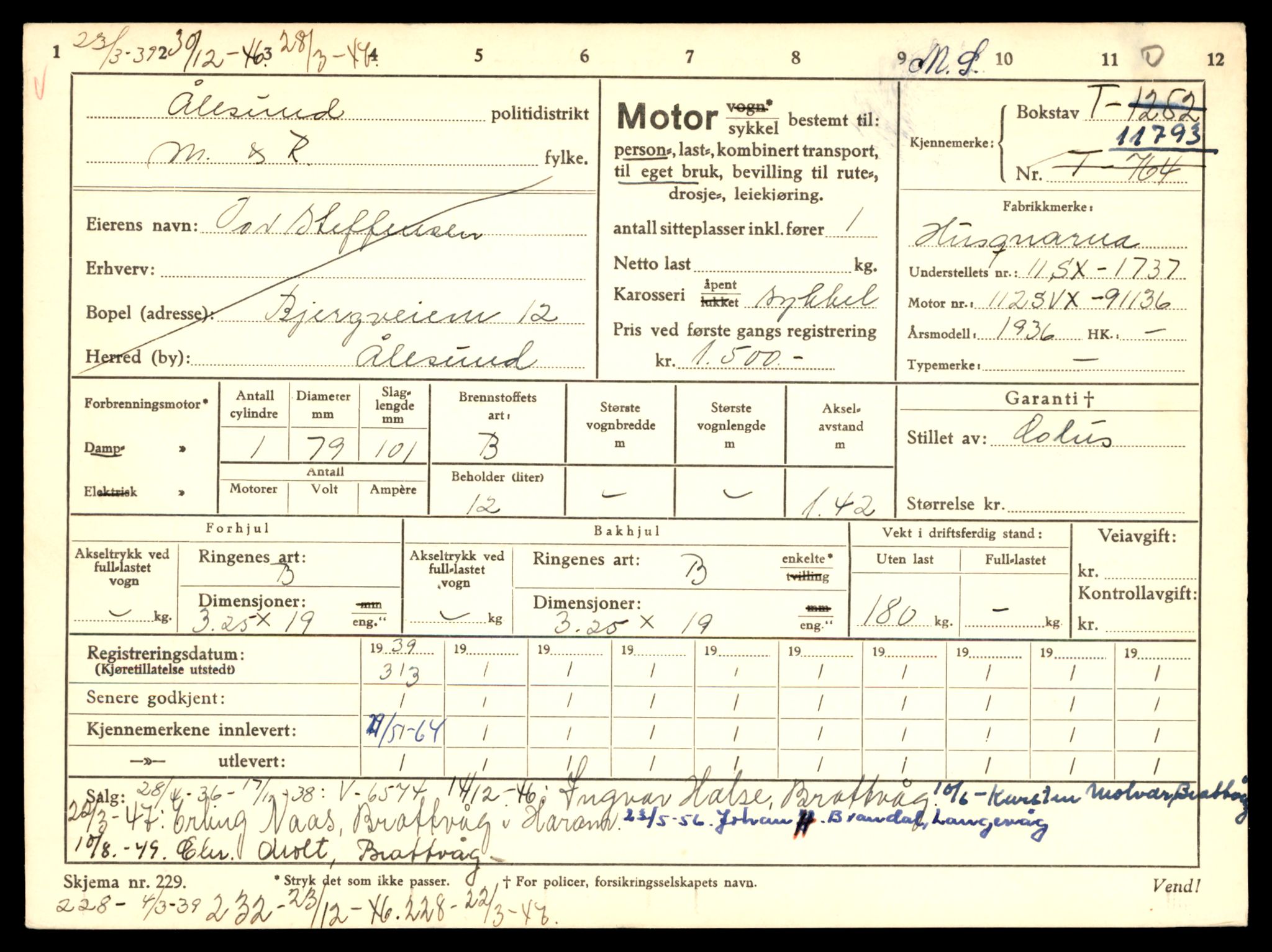 Møre og Romsdal vegkontor - Ålesund trafikkstasjon, SAT/A-4099/F/Fe/L0030: Registreringskort for kjøretøy T 11620 - T 11799, 1927-1998, p. 2513