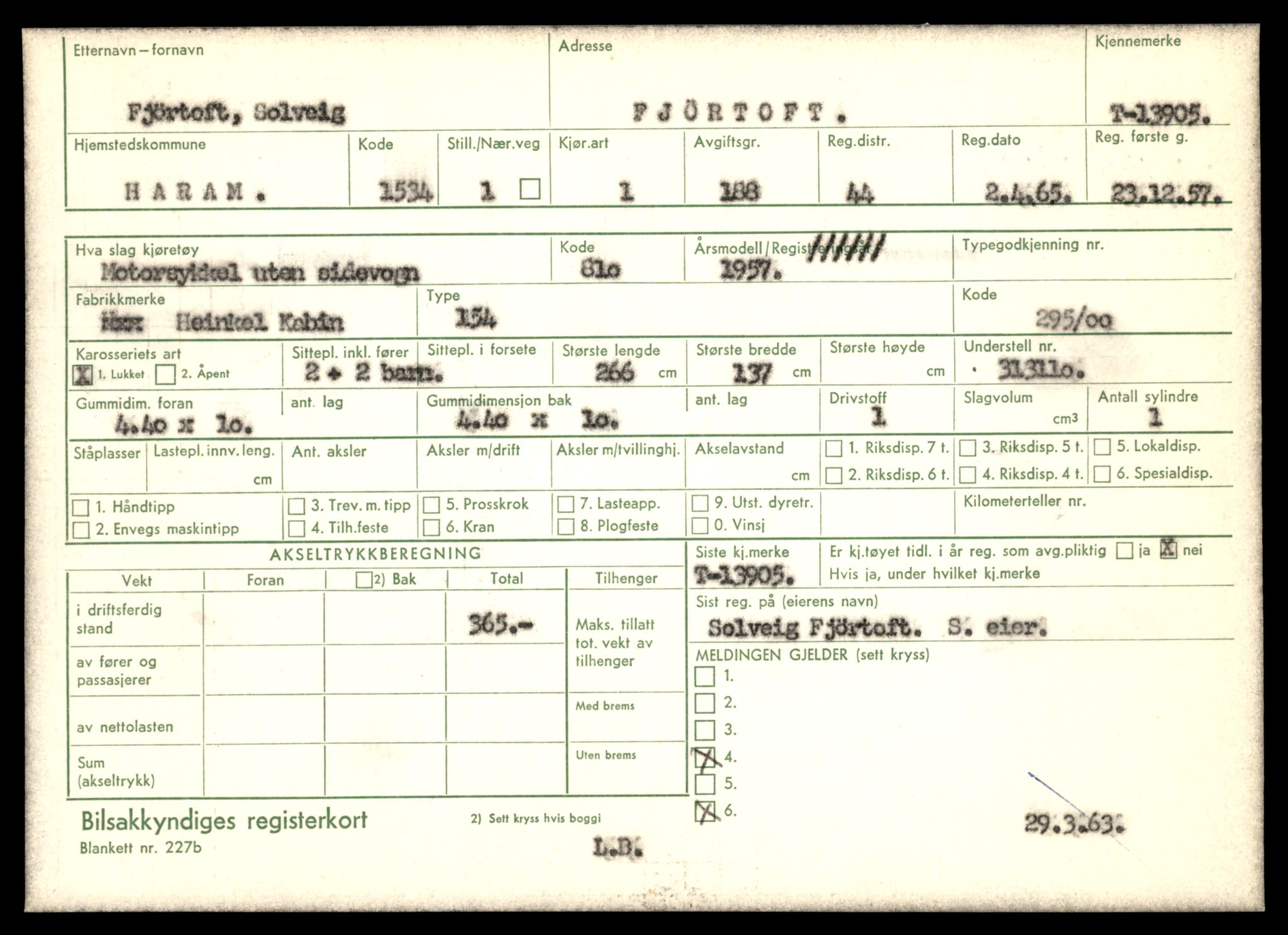 Møre og Romsdal vegkontor - Ålesund trafikkstasjon, AV/SAT-A-4099/F/Fe/L0041: Registreringskort for kjøretøy T 13710 - T 13905, 1927-1998, p. 3357