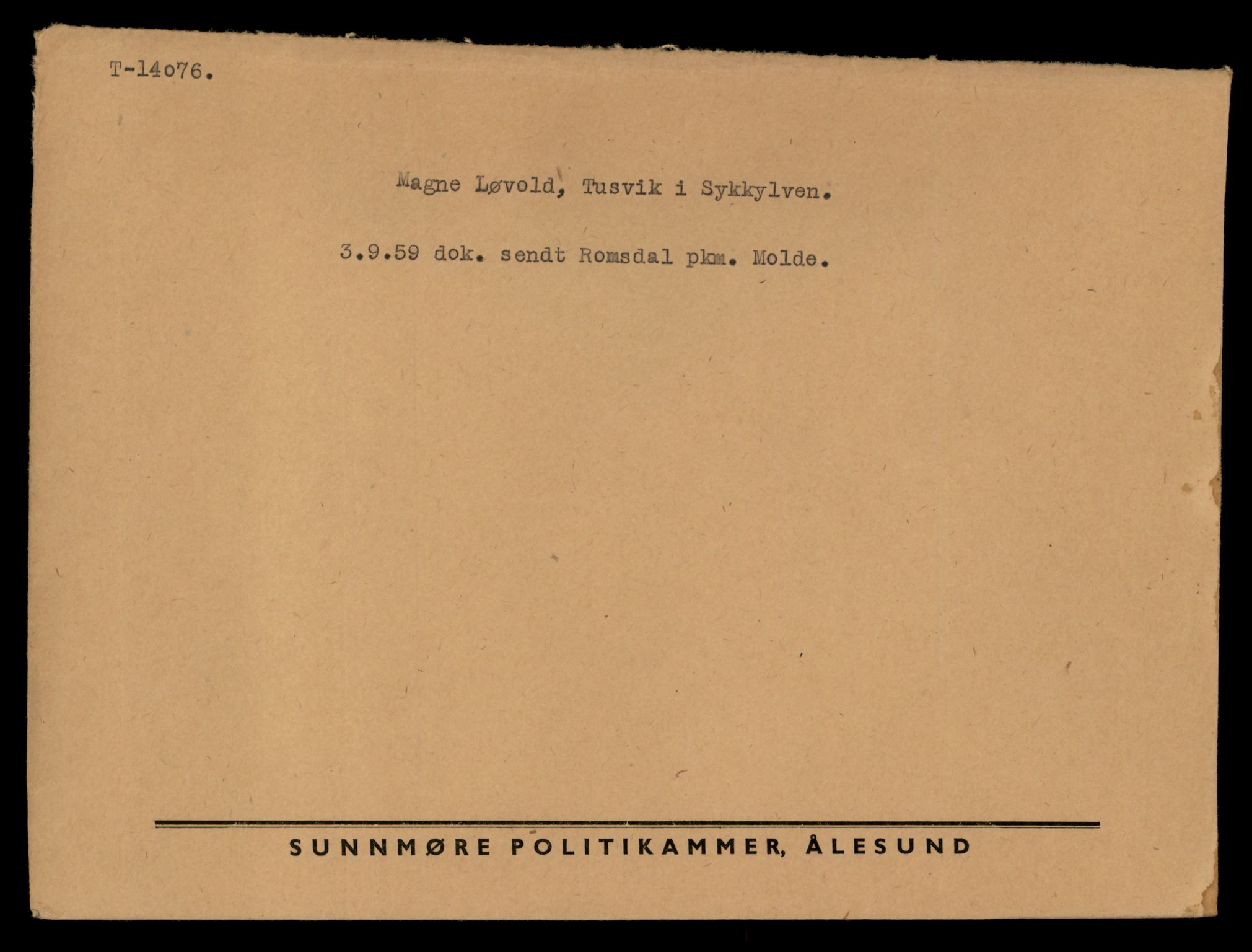 Møre og Romsdal vegkontor - Ålesund trafikkstasjon, AV/SAT-A-4099/F/Fe/L0042: Registreringskort for kjøretøy T 13906 - T 14079, 1927-1998, p. 3091