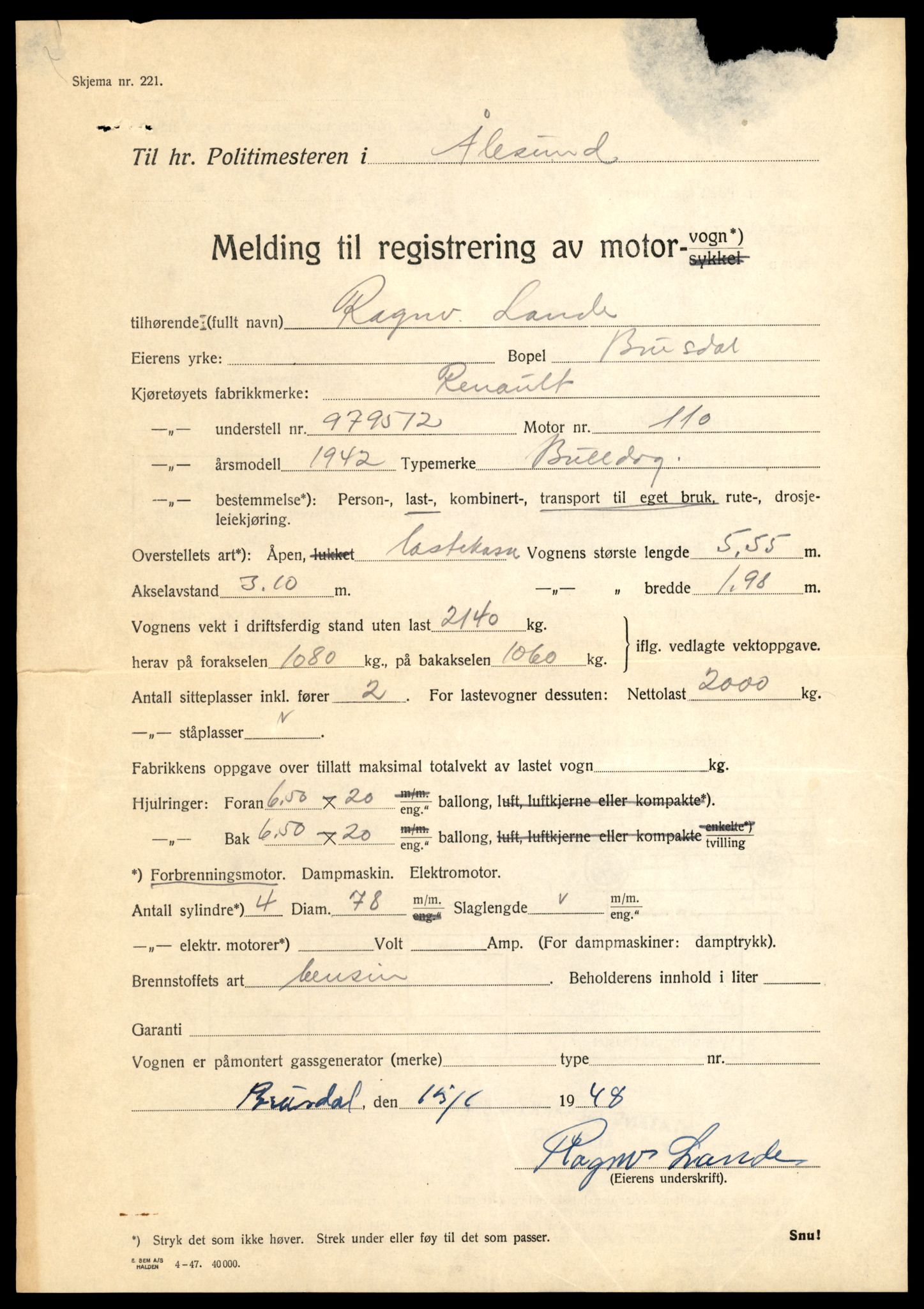 Møre og Romsdal vegkontor - Ålesund trafikkstasjon, AV/SAT-A-4099/F/Fe/L0019: Registreringskort for kjøretøy T 10228 - T 10350, 1927-1998, p. 1513