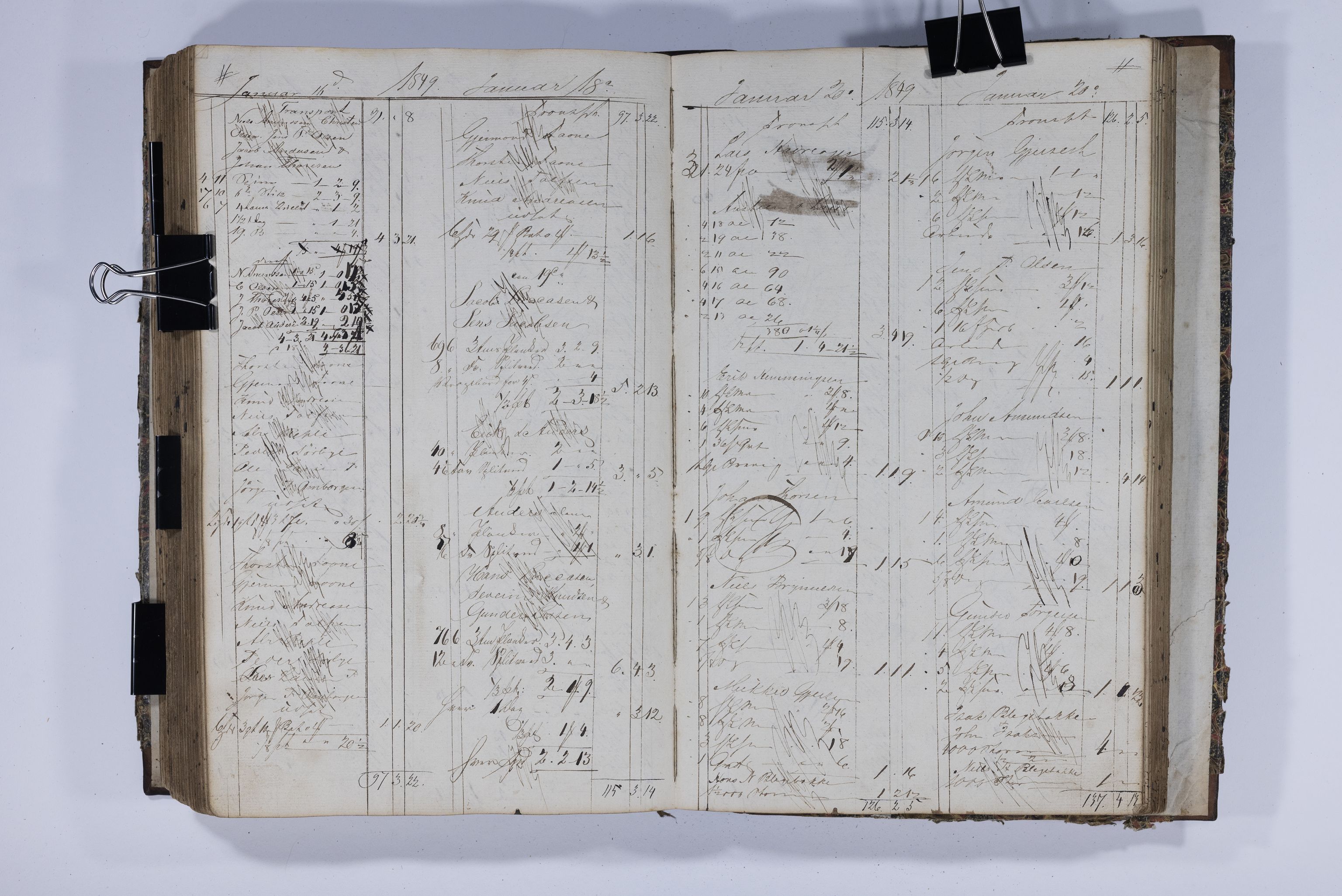 Blehr/ Kjellestad, TEMU/TGM-A-1212/R/Ra/L0004: Hugste bog, 1846-1850, p. 303