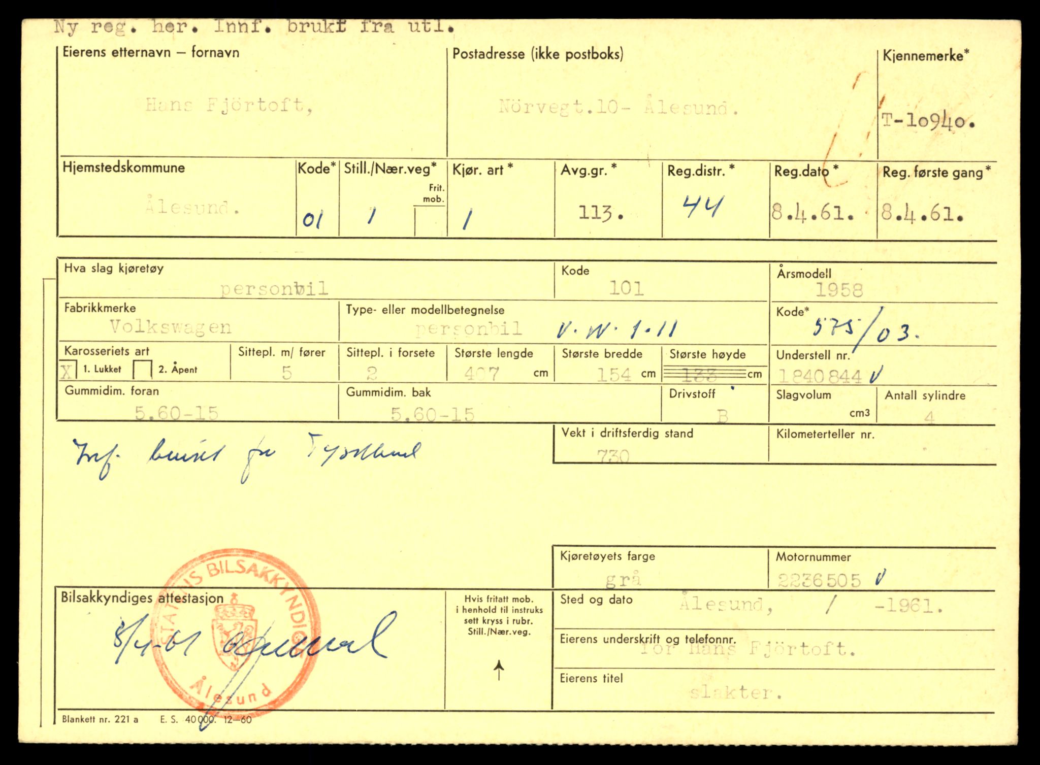 Møre og Romsdal vegkontor - Ålesund trafikkstasjon, AV/SAT-A-4099/F/Fe/L0025: Registreringskort for kjøretøy T 10931 - T 11045, 1927-1998, p. 257