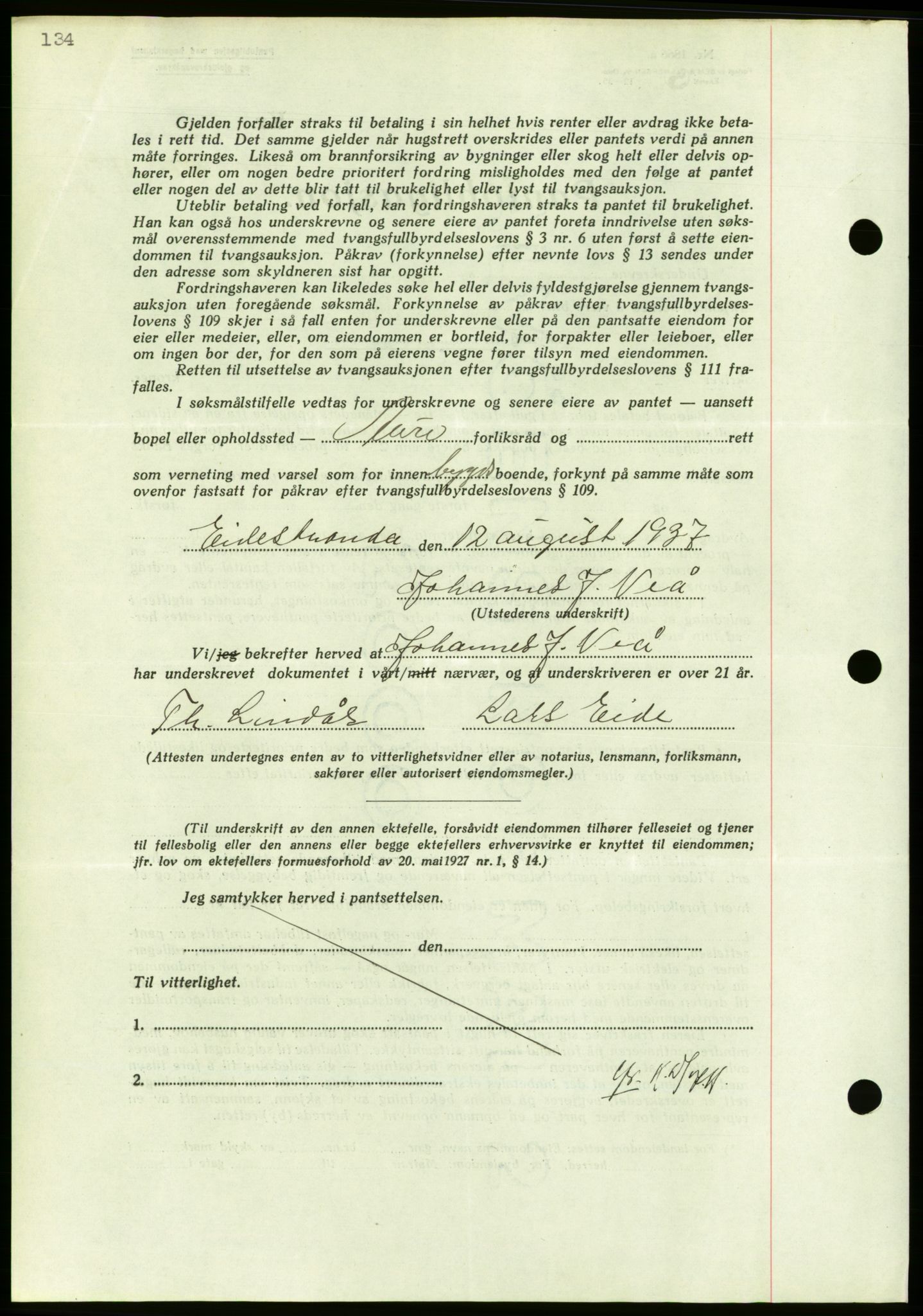 Nordmøre sorenskriveri, AV/SAT-A-4132/1/2/2Ca/L0092: Mortgage book no. B82, 1937-1938, Diary no: : 2572/1937