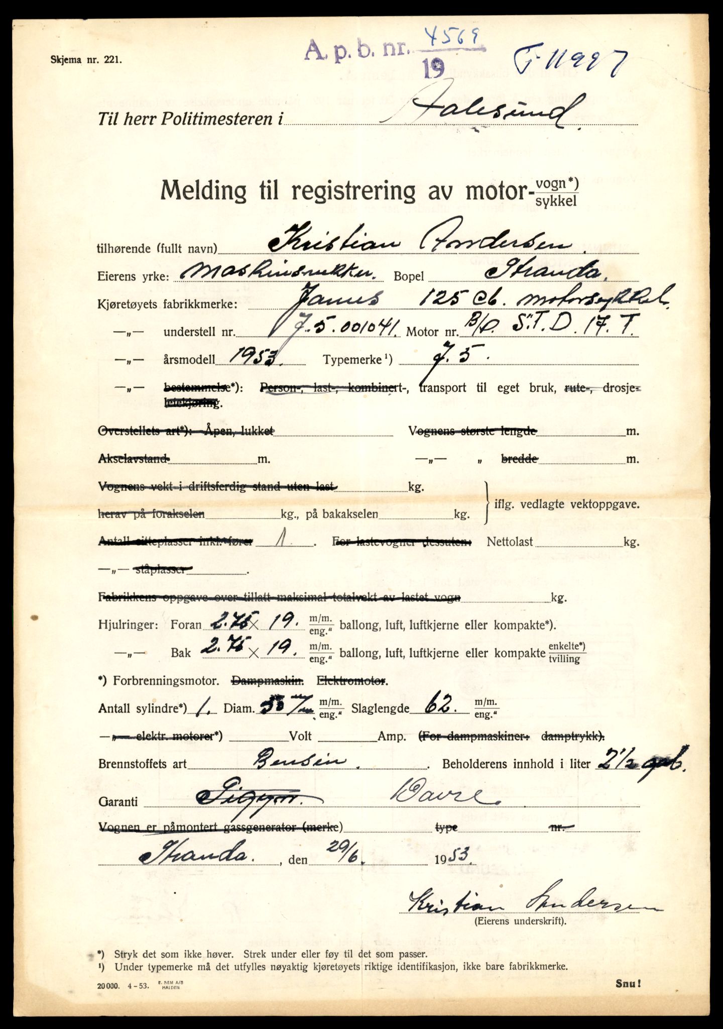 Møre og Romsdal vegkontor - Ålesund trafikkstasjon, AV/SAT-A-4099/F/Fe/L0032: Registreringskort for kjøretøy T 11997 - T 12149, 1927-1998, p. 9
