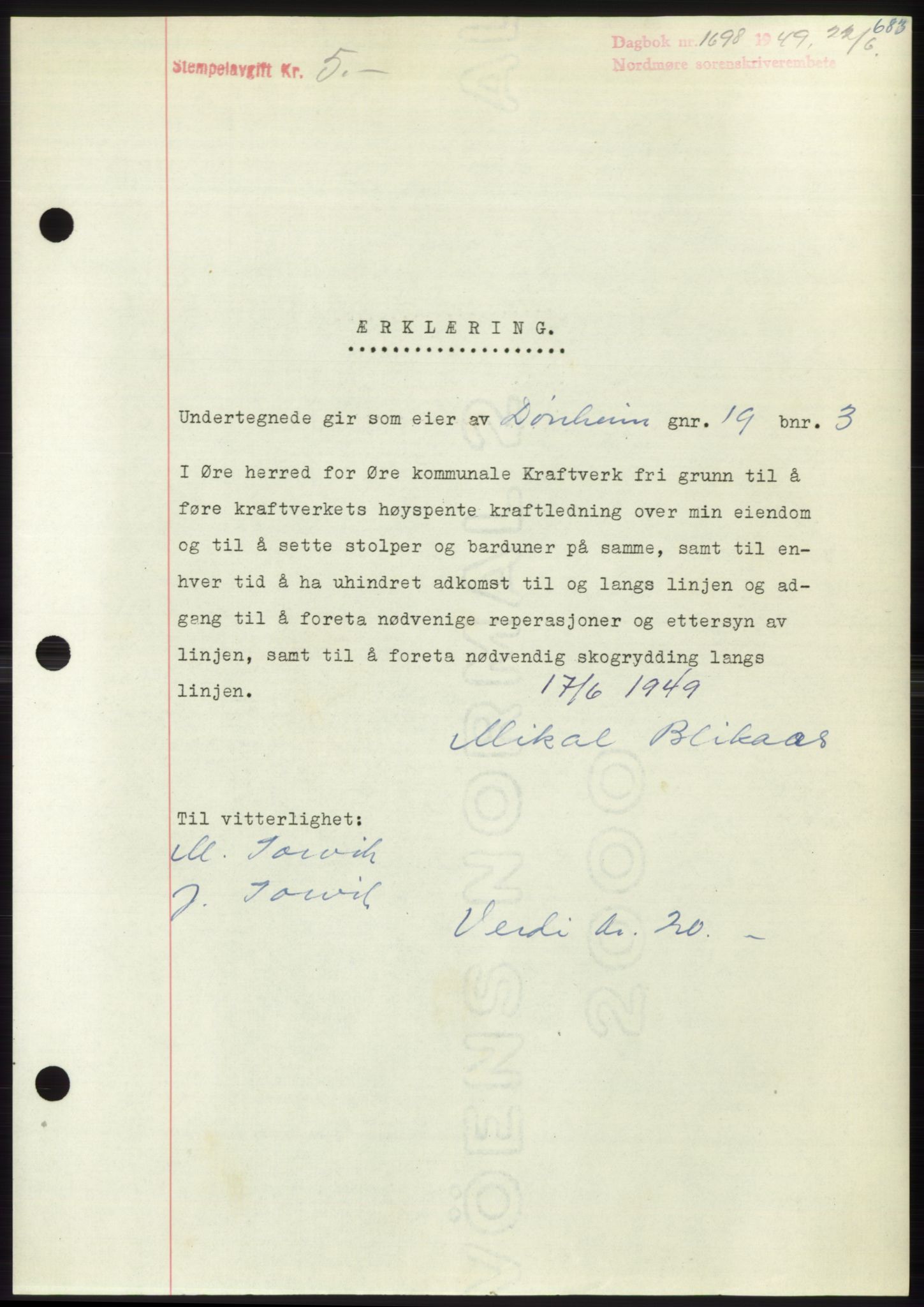 Nordmøre sorenskriveri, AV/SAT-A-4132/1/2/2Ca: Mortgage book no. B101, 1949-1949, Diary no: : 1698/1949