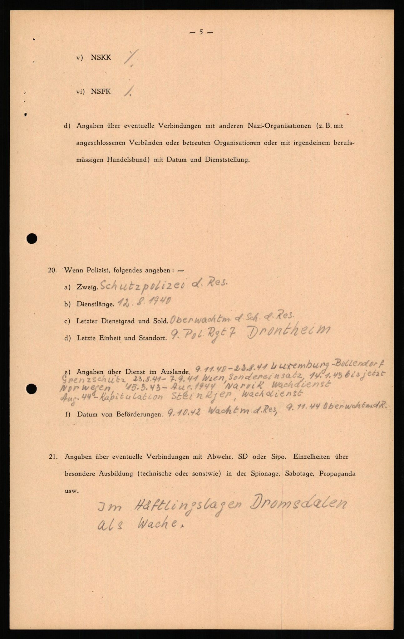 Forsvaret, Forsvarets overkommando II, AV/RA-RAFA-3915/D/Db/L0021: CI Questionaires. Tyske okkupasjonsstyrker i Norge. Tyskere., 1945-1946, p. 93