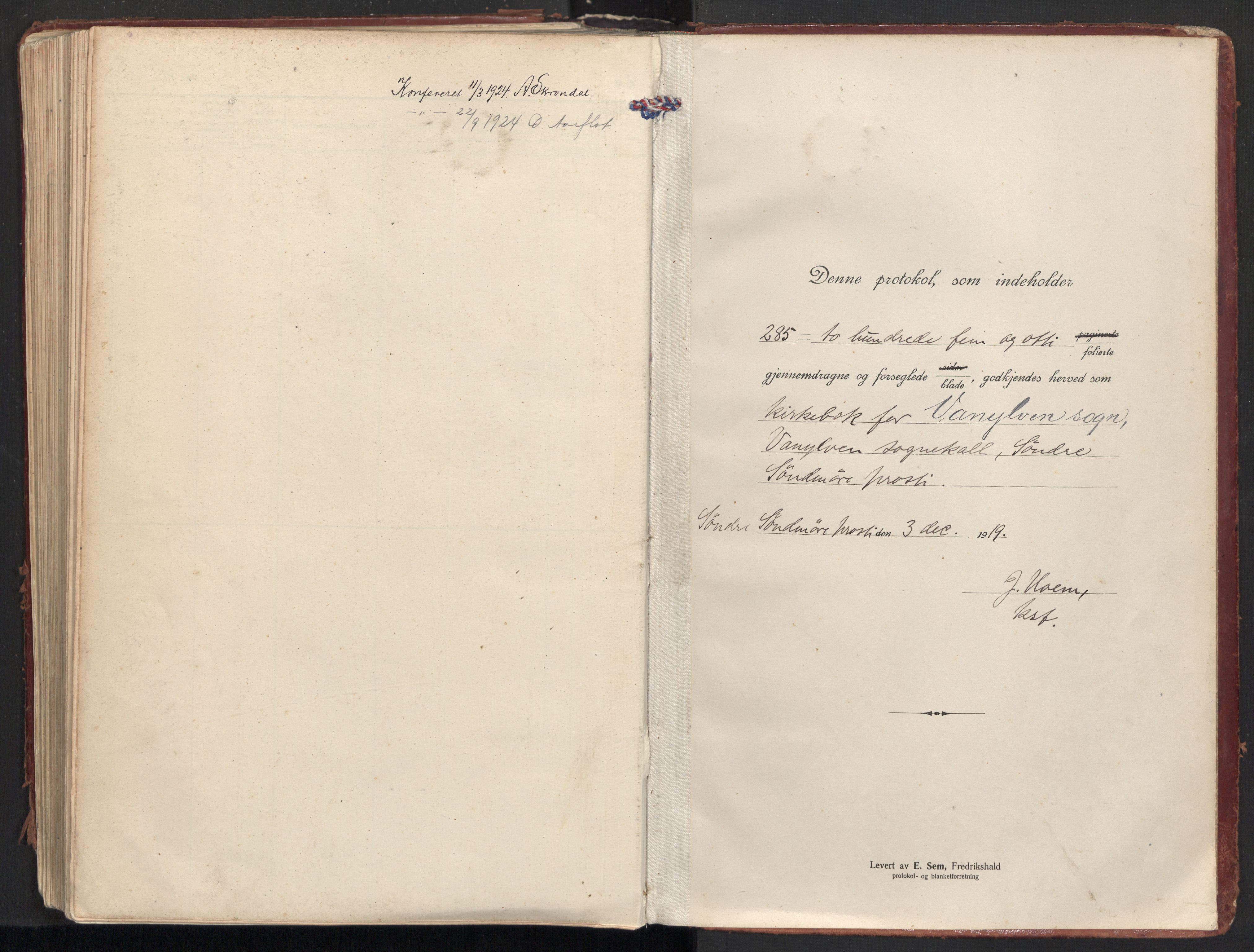 Ministerialprotokoller, klokkerbøker og fødselsregistre - Møre og Romsdal, AV/SAT-A-1454/501/L0012: Parish register (official) no. 501A12, 1920-1946