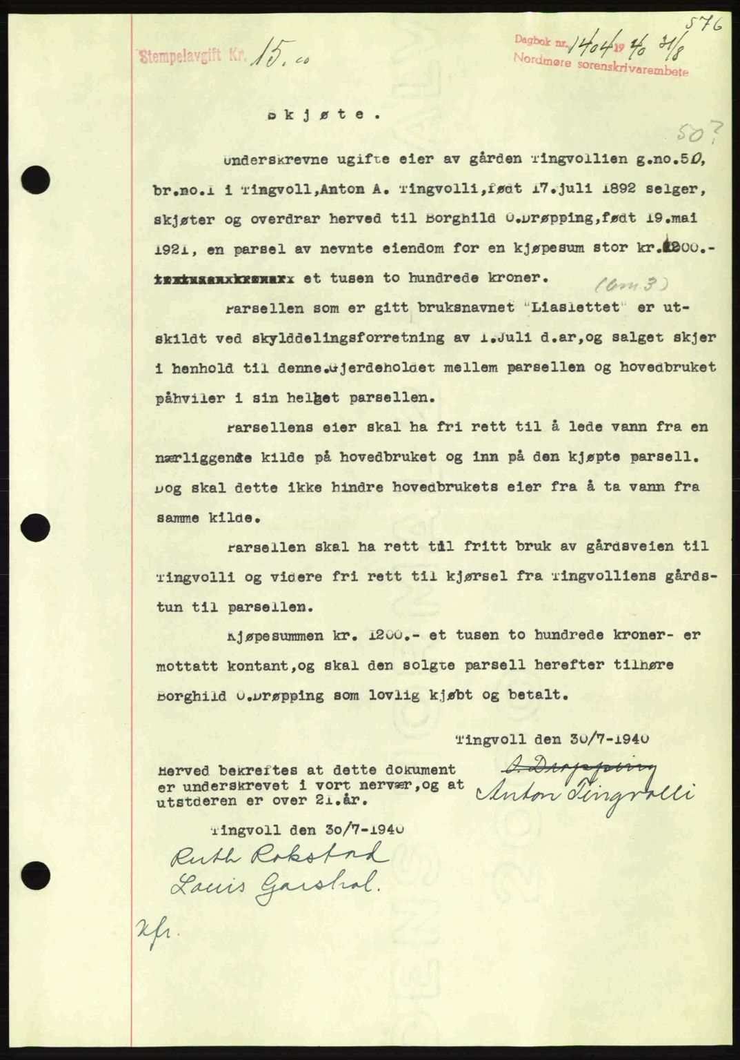 Nordmøre sorenskriveri, AV/SAT-A-4132/1/2/2Ca: Mortgage book no. A88, 1940-1940, Diary no: : 1404/1940
