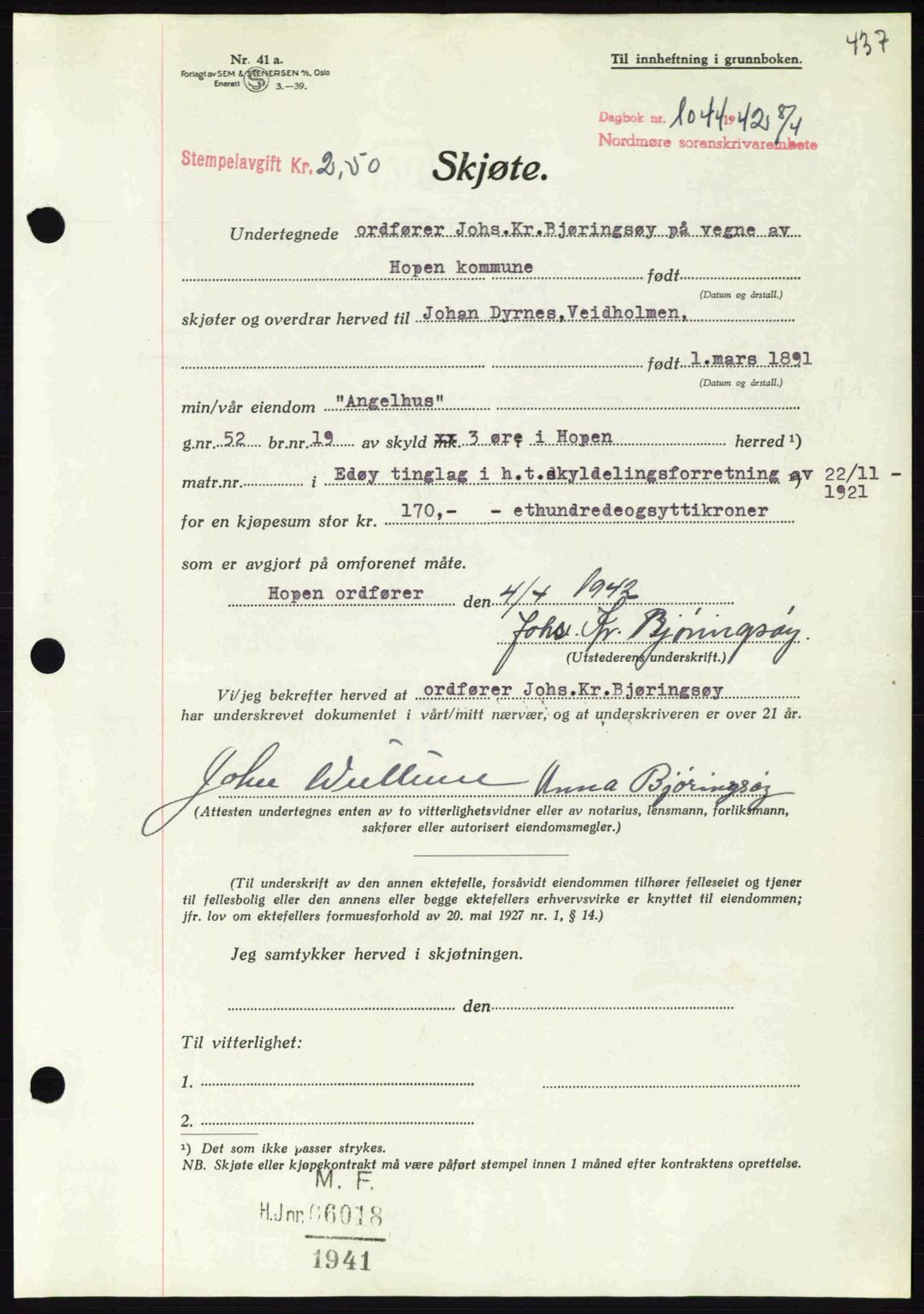 Nordmøre sorenskriveri, AV/SAT-A-4132/1/2/2Ca: Mortgage book no. A92, 1942-1942, Diary no: : 1044/1942