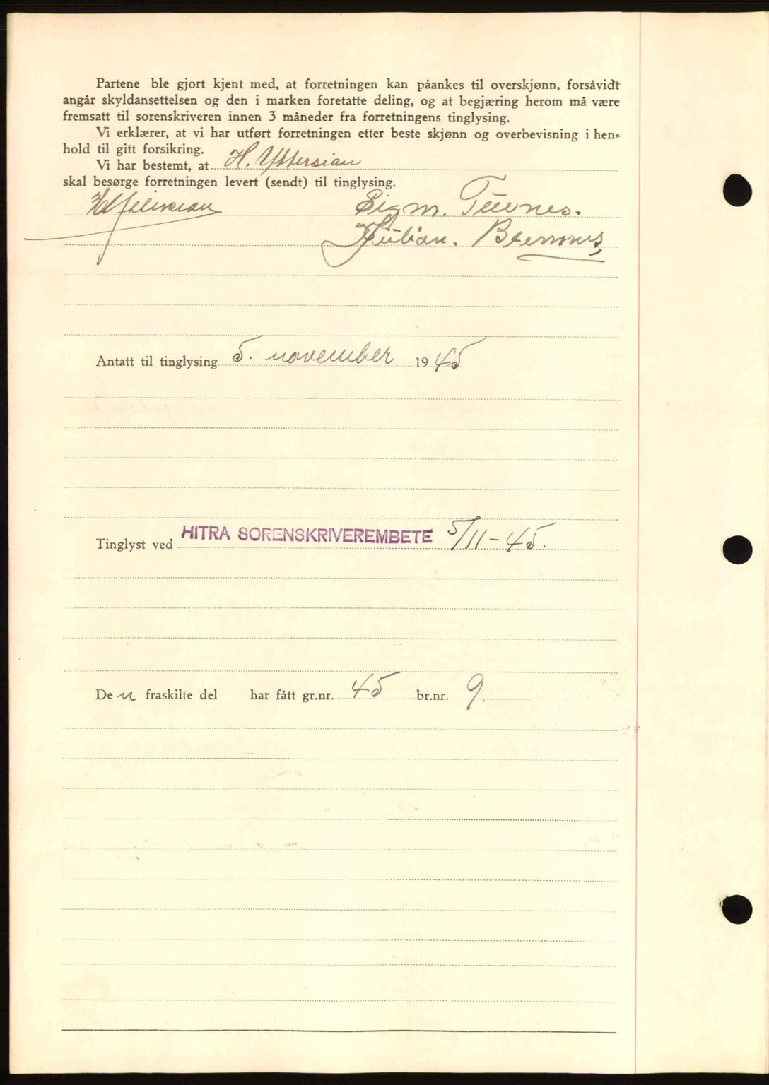 Hitra sorenskriveri, AV/SAT-A-0018/2/2C/2Ca: Mortgage book no. A2, 1943-1945, Diary no: : 582/1945