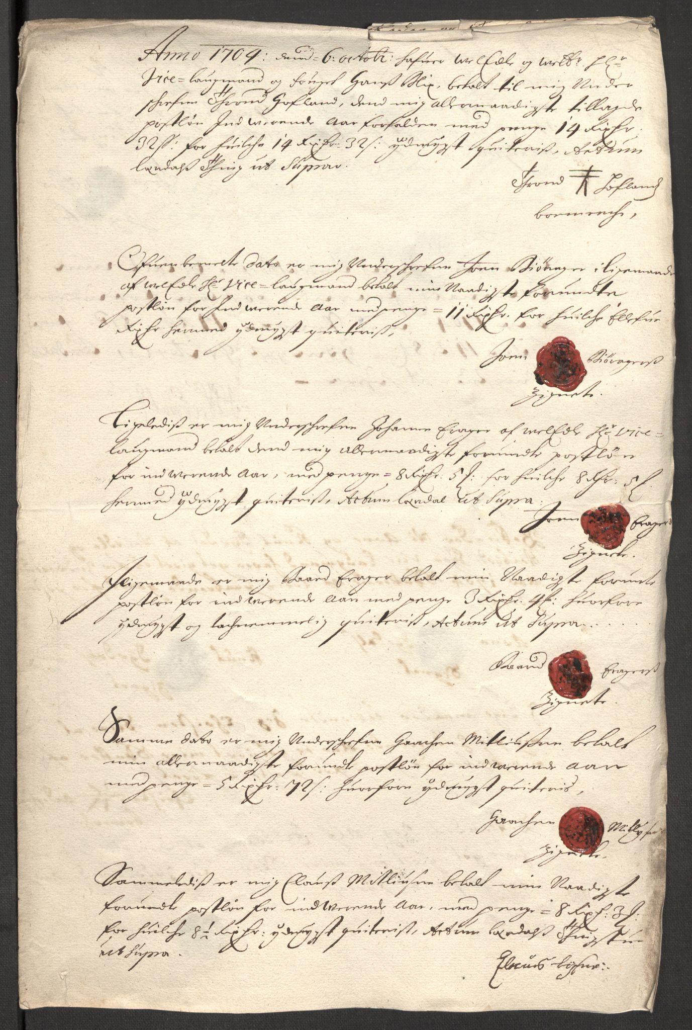 Rentekammeret inntil 1814, Reviderte regnskaper, Fogderegnskap, RA/EA-4092/R52/L3313: Fogderegnskap Sogn, 1703-1704, p. 460