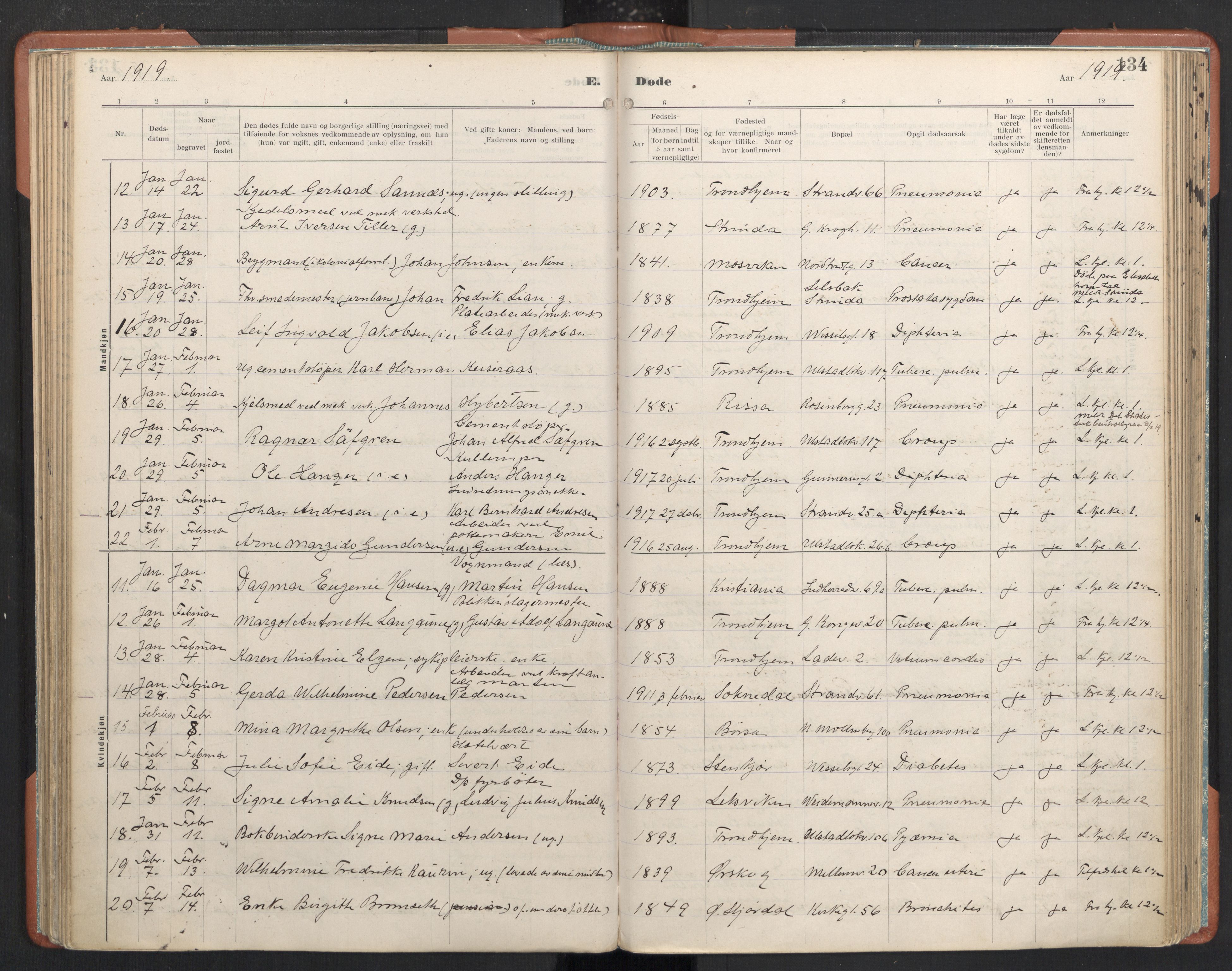Ministerialprotokoller, klokkerbøker og fødselsregistre - Sør-Trøndelag, SAT/A-1456/605/L0245: Parish register (official) no. 605A07, 1916-1938, p. 134
