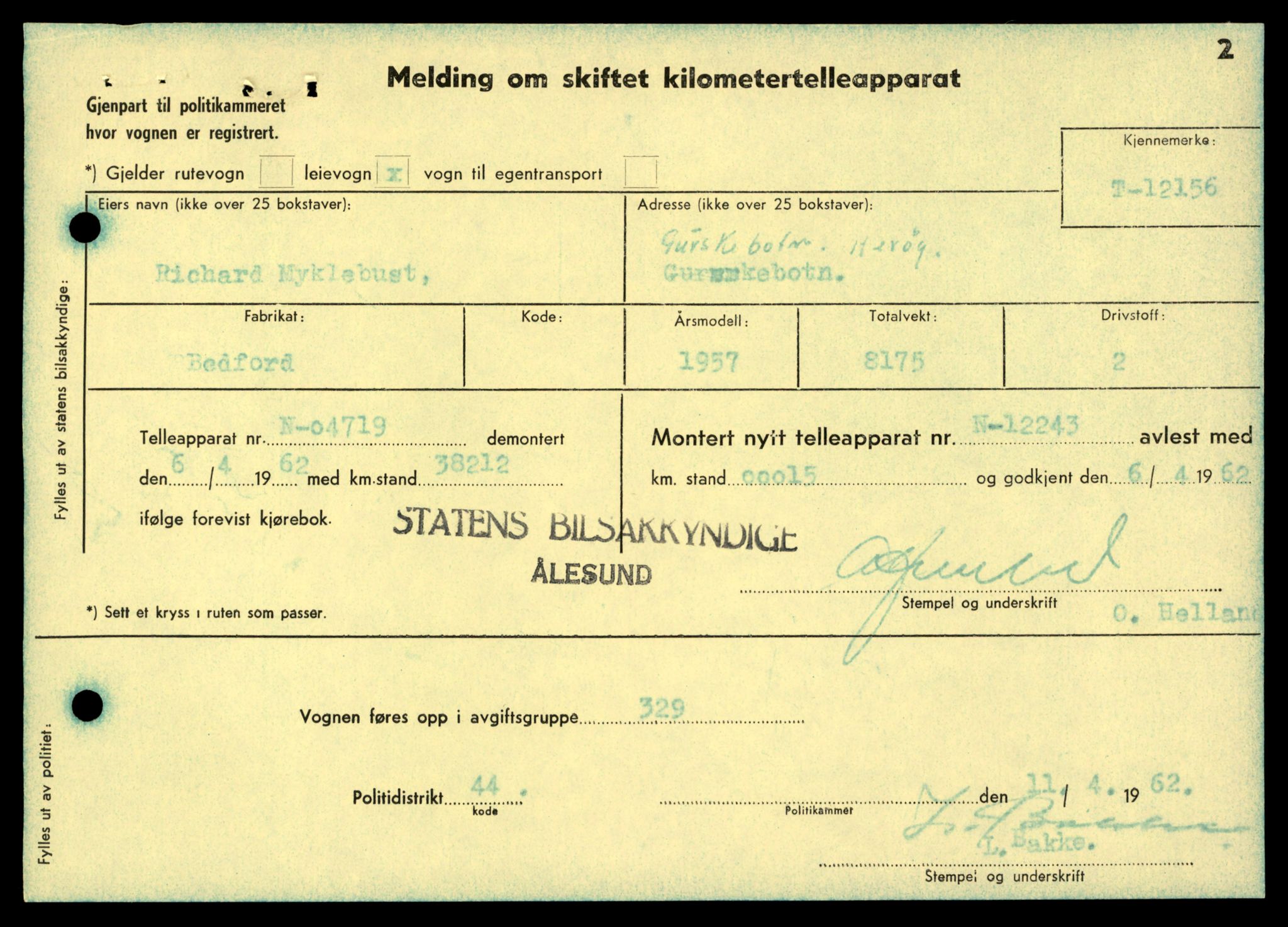Møre og Romsdal vegkontor - Ålesund trafikkstasjon, AV/SAT-A-4099/F/Fe/L0032: Registreringskort for kjøretøy T 11997 - T 12149, 1927-1998, p. 173