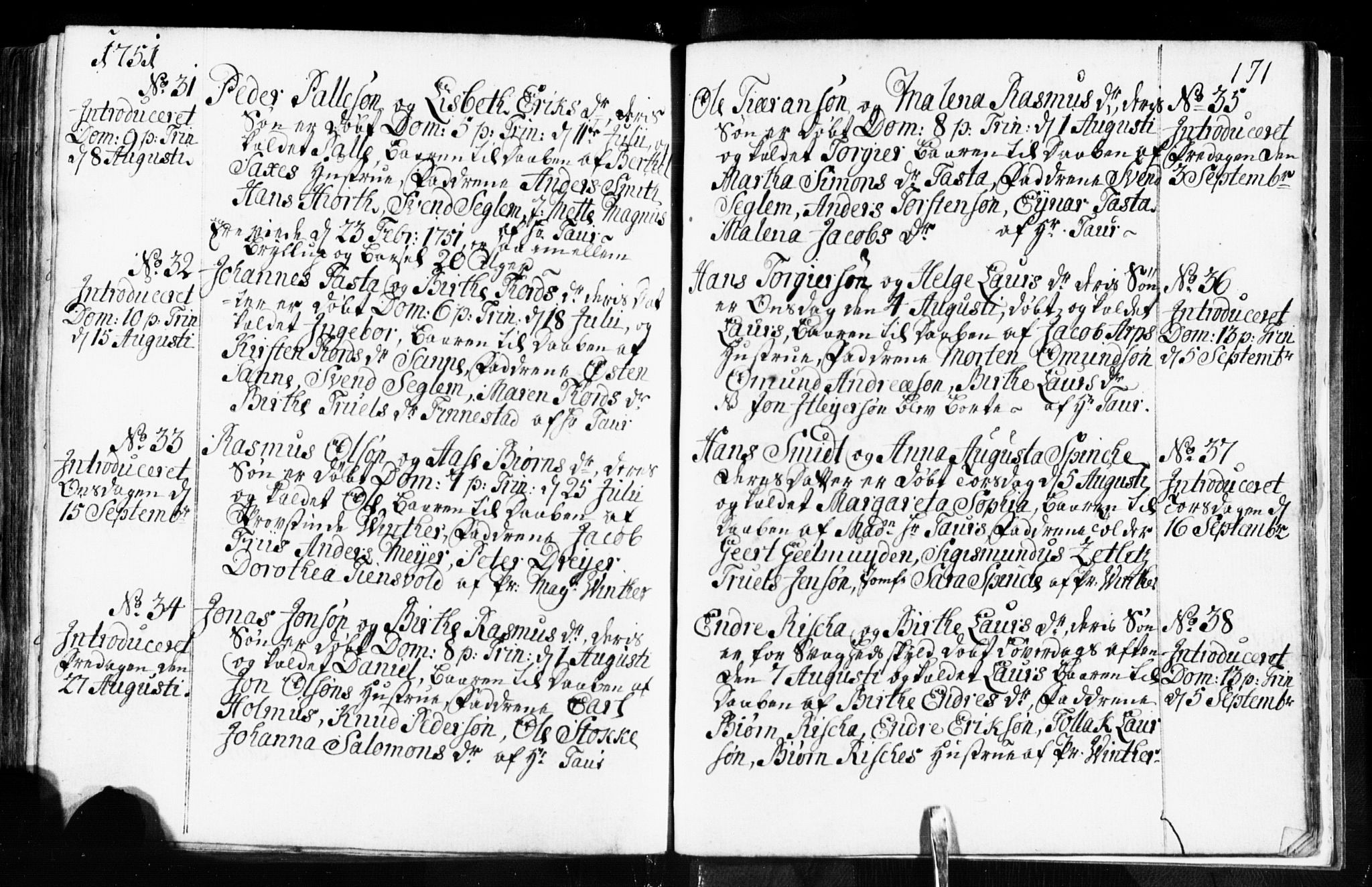 Domkirken sokneprestkontor, AV/SAST-A-101812/001/30/30BB/L0003: Parish register (copy) no. B 3, 1733-1751, p. 171