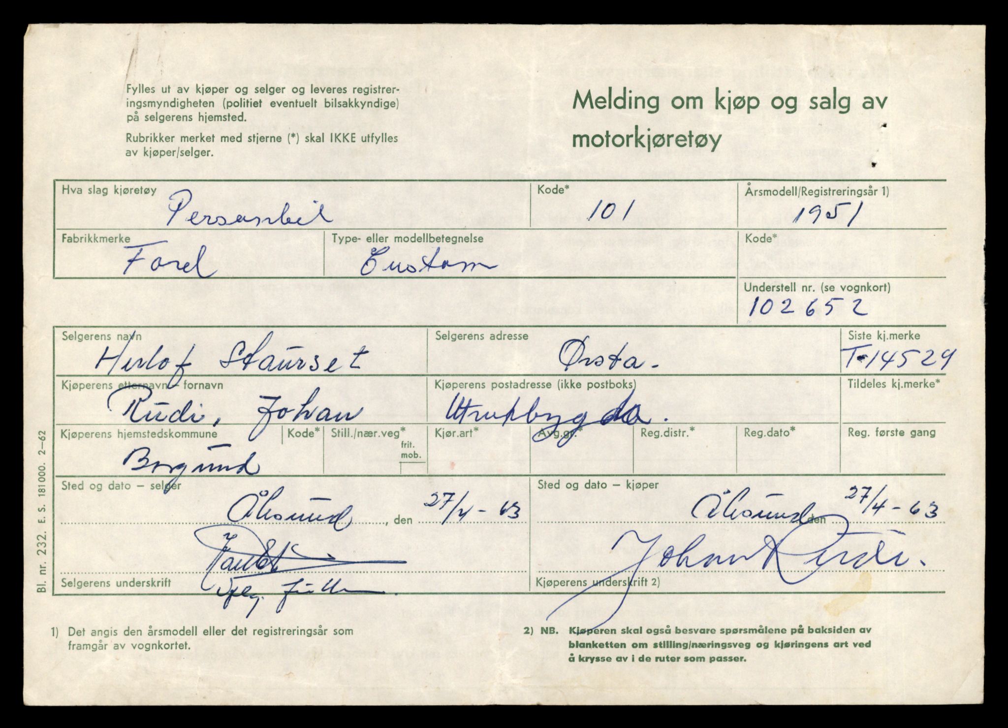 Møre og Romsdal vegkontor - Ålesund trafikkstasjon, AV/SAT-A-4099/F/Fe/L0046: Registreringskort for kjøretøy T 14445 - T 14579, 1927-1998