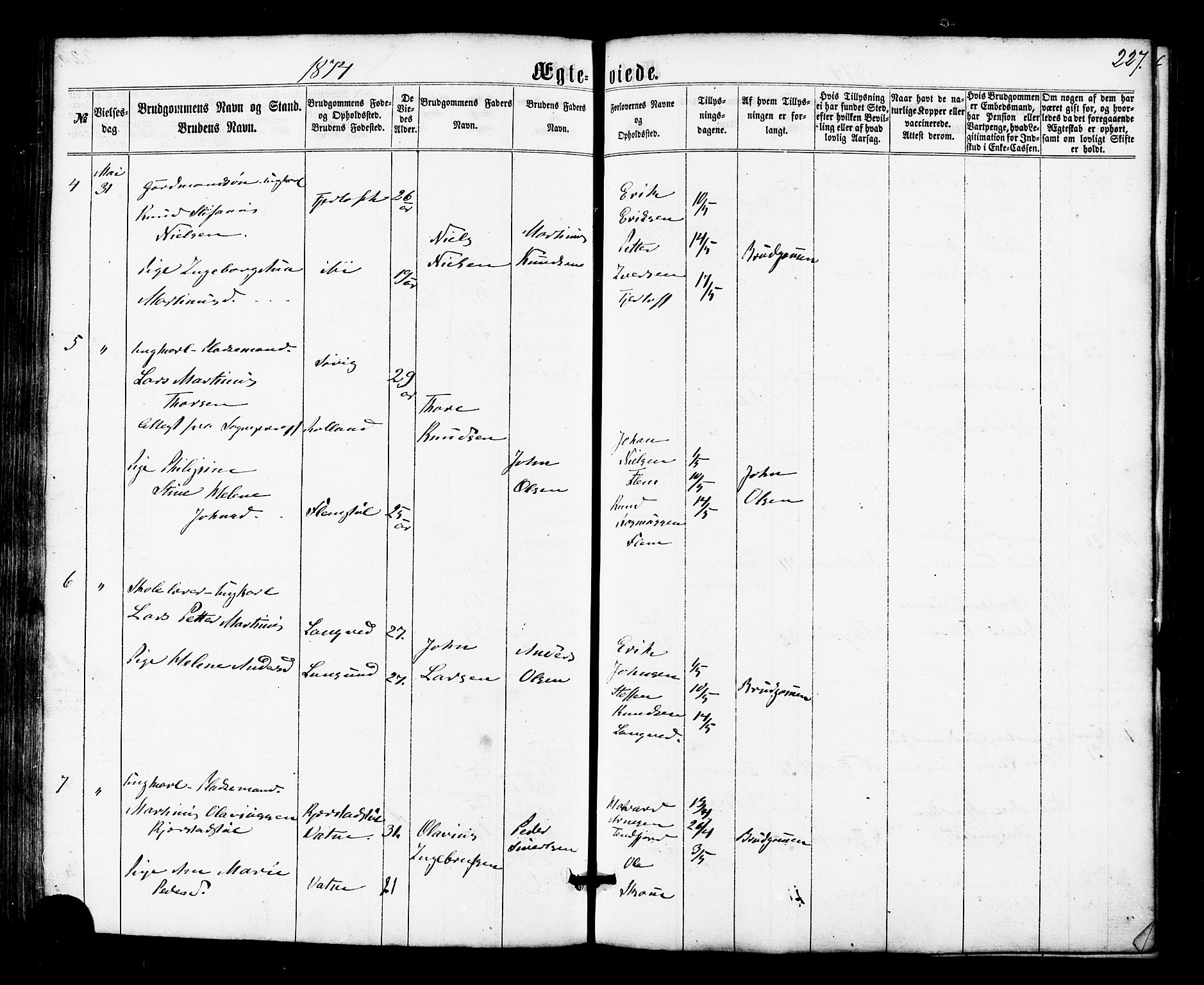 Ministerialprotokoller, klokkerbøker og fødselsregistre - Møre og Romsdal, AV/SAT-A-1454/536/L0498: Parish register (official) no. 536A07, 1862-1875, p. 227