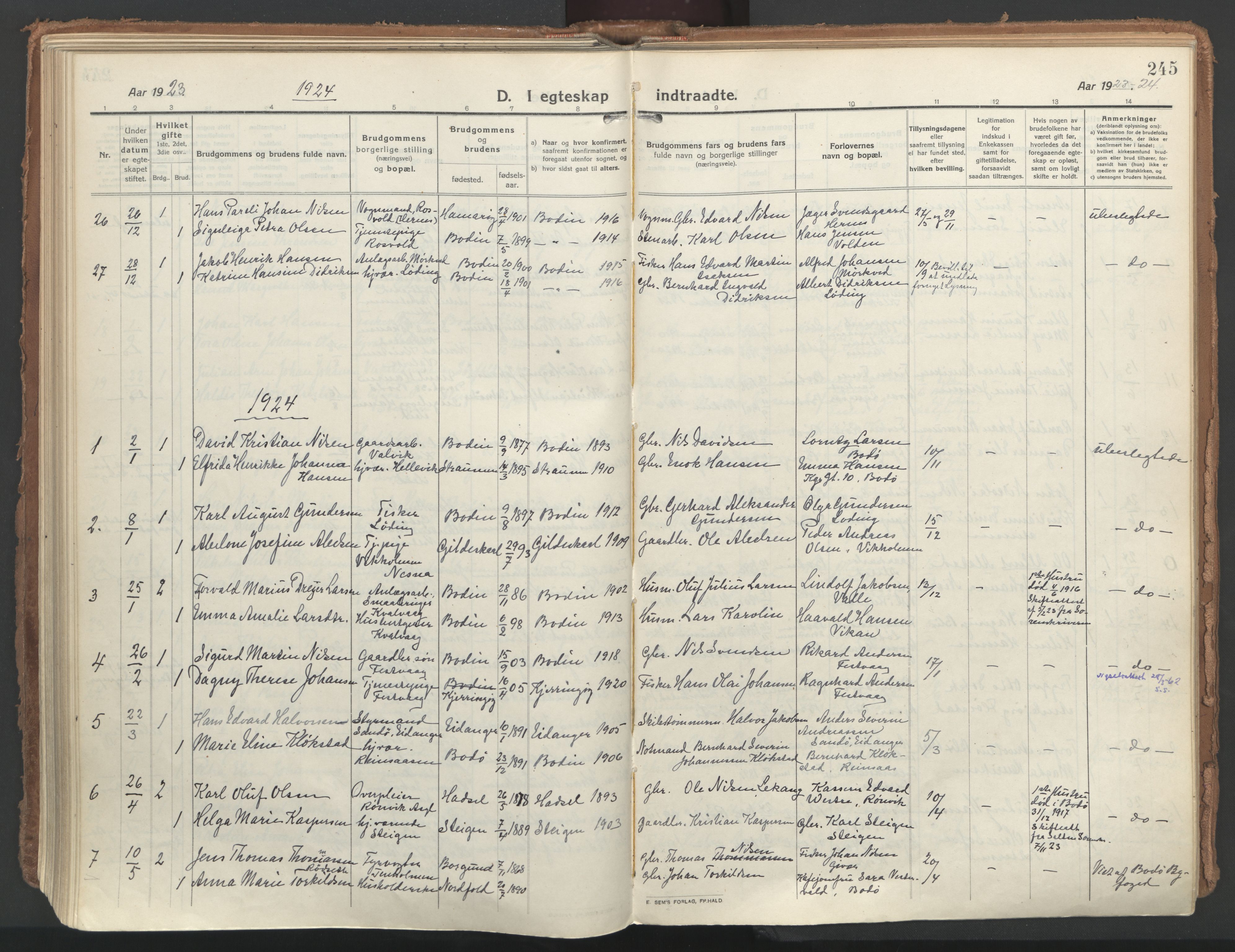 Ministerialprotokoller, klokkerbøker og fødselsregistre - Nordland, SAT/A-1459/802/L0060: Parish register (official) no. 802A07, 1916-1933, p. 245