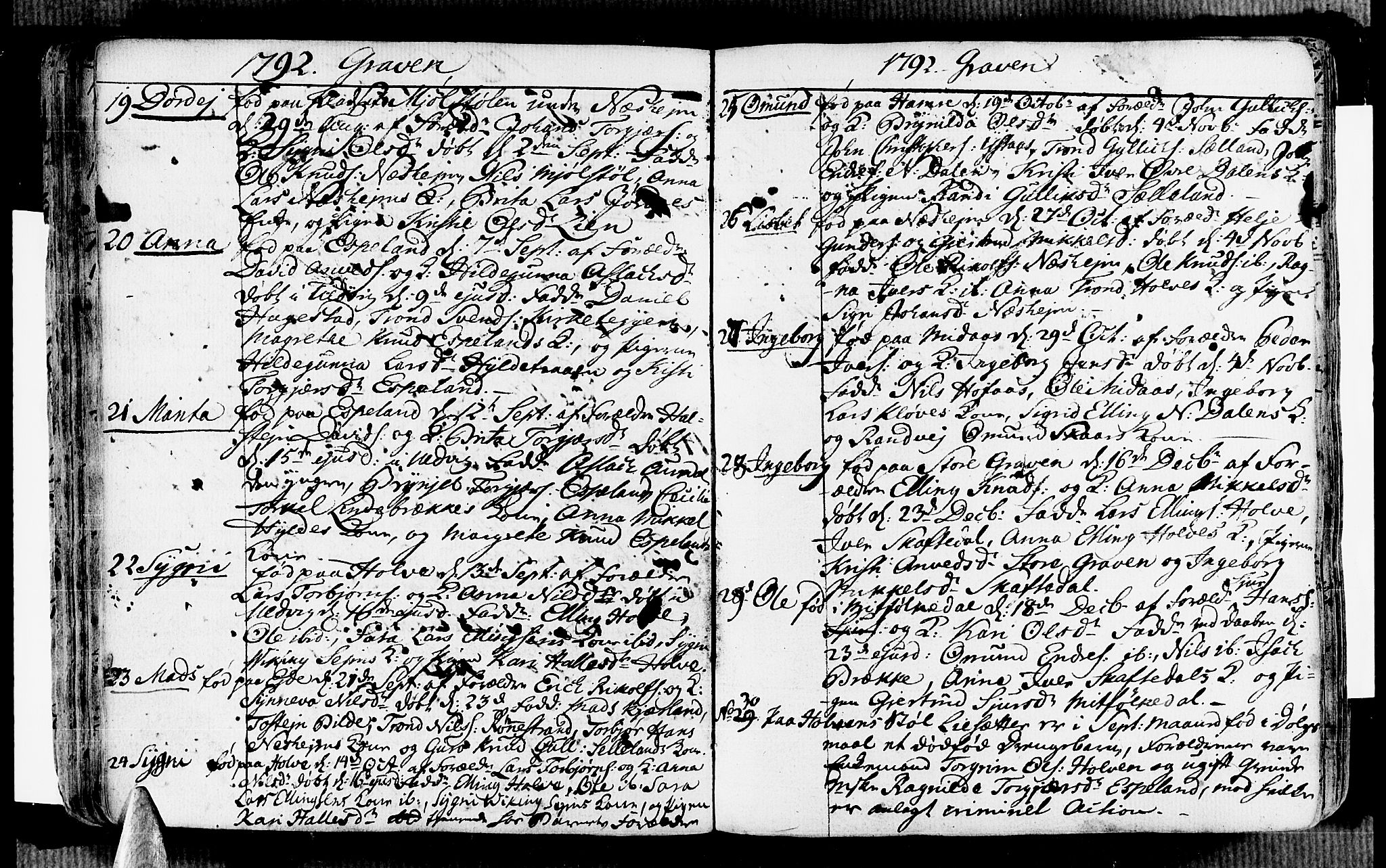 Ulvik sokneprestembete, AV/SAB-A-78801/H/Haa: Parish register (official) no. A 7, 1761-1792, p. 104-105