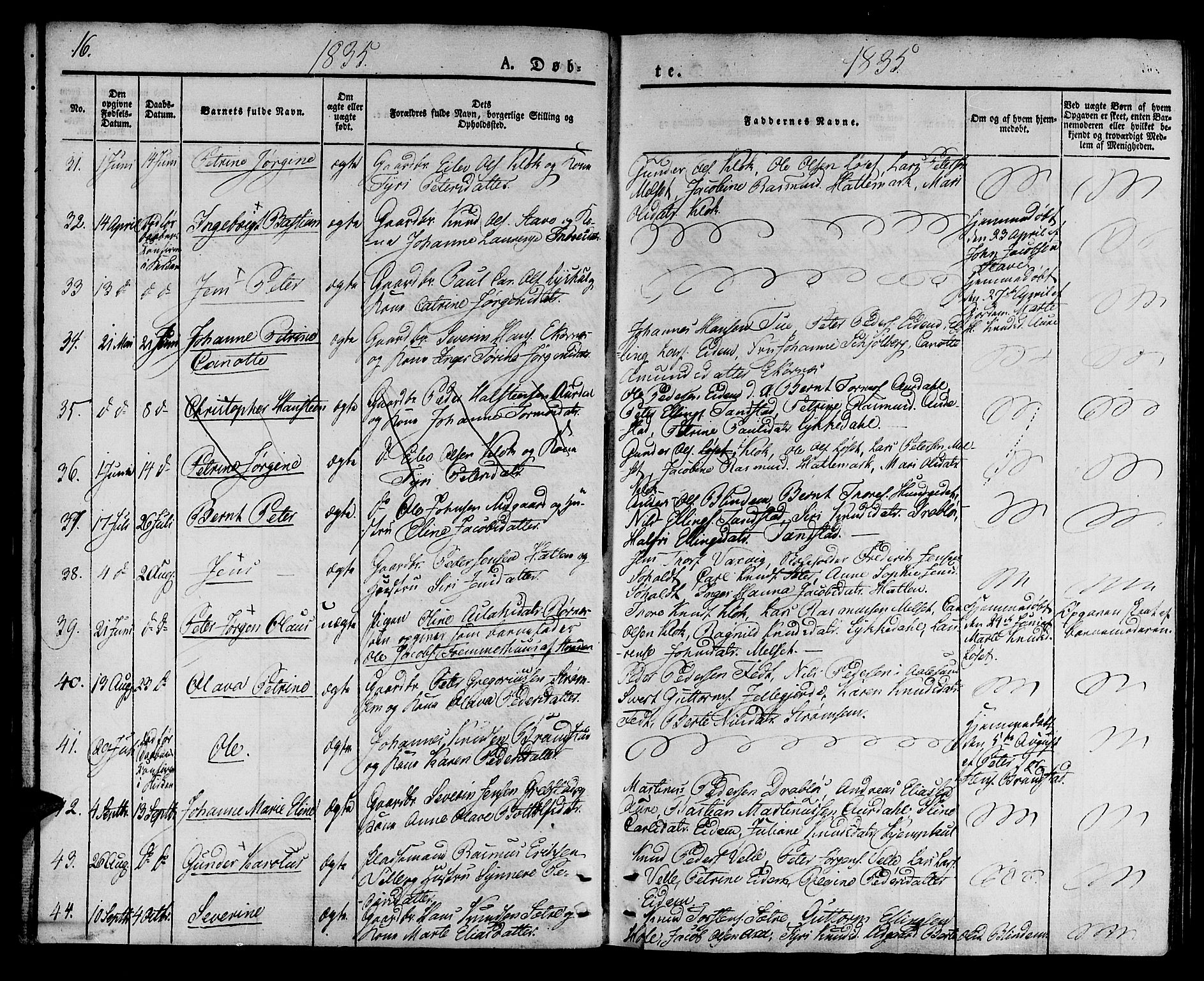 Ministerialprotokoller, klokkerbøker og fødselsregistre - Møre og Romsdal, SAT/A-1454/522/L0311: Parish register (official) no. 522A06, 1832-1842, p. 16