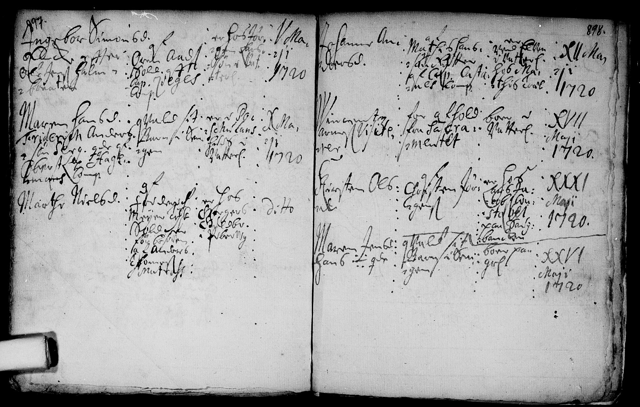 Aker prestekontor kirkebøker, AV/SAO-A-10861/F/L0002: Parish register (official) no. 2, 1714-1720, p. 897-898