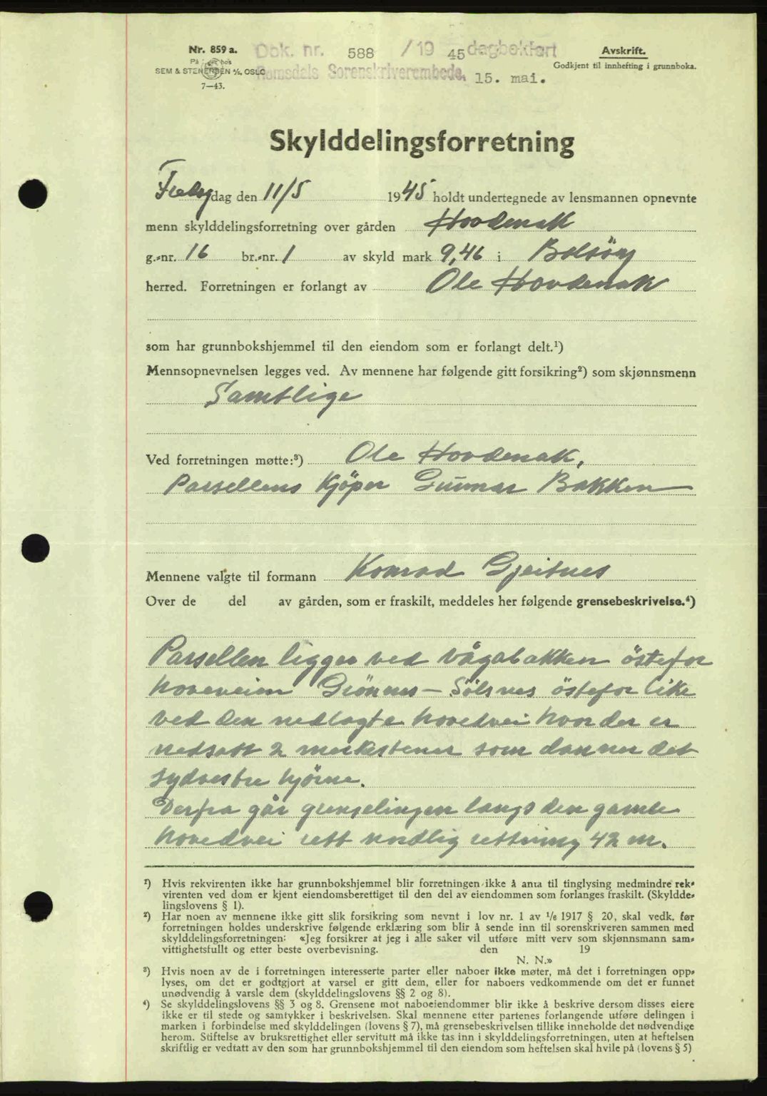 Romsdal sorenskriveri, AV/SAT-A-4149/1/2/2C: Mortgage book no. A17, 1944-1945, Diary no: : 588/1945