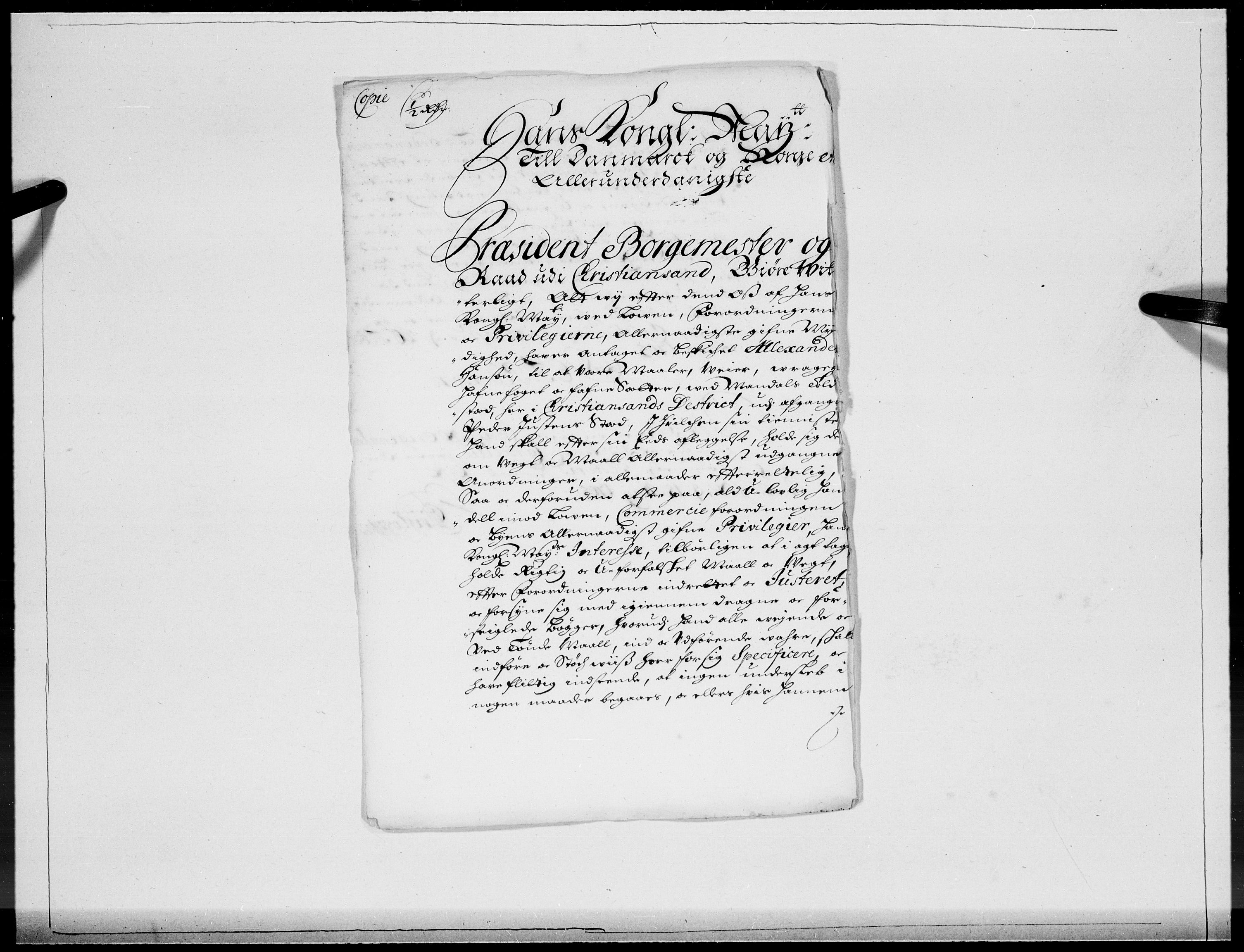 Danske Kanselli 1572-1799, AV/RA-EA-3023/F/Fc/Fcc/Fcca/L0058: Norske innlegg 1572-1799, 1705, p. 266