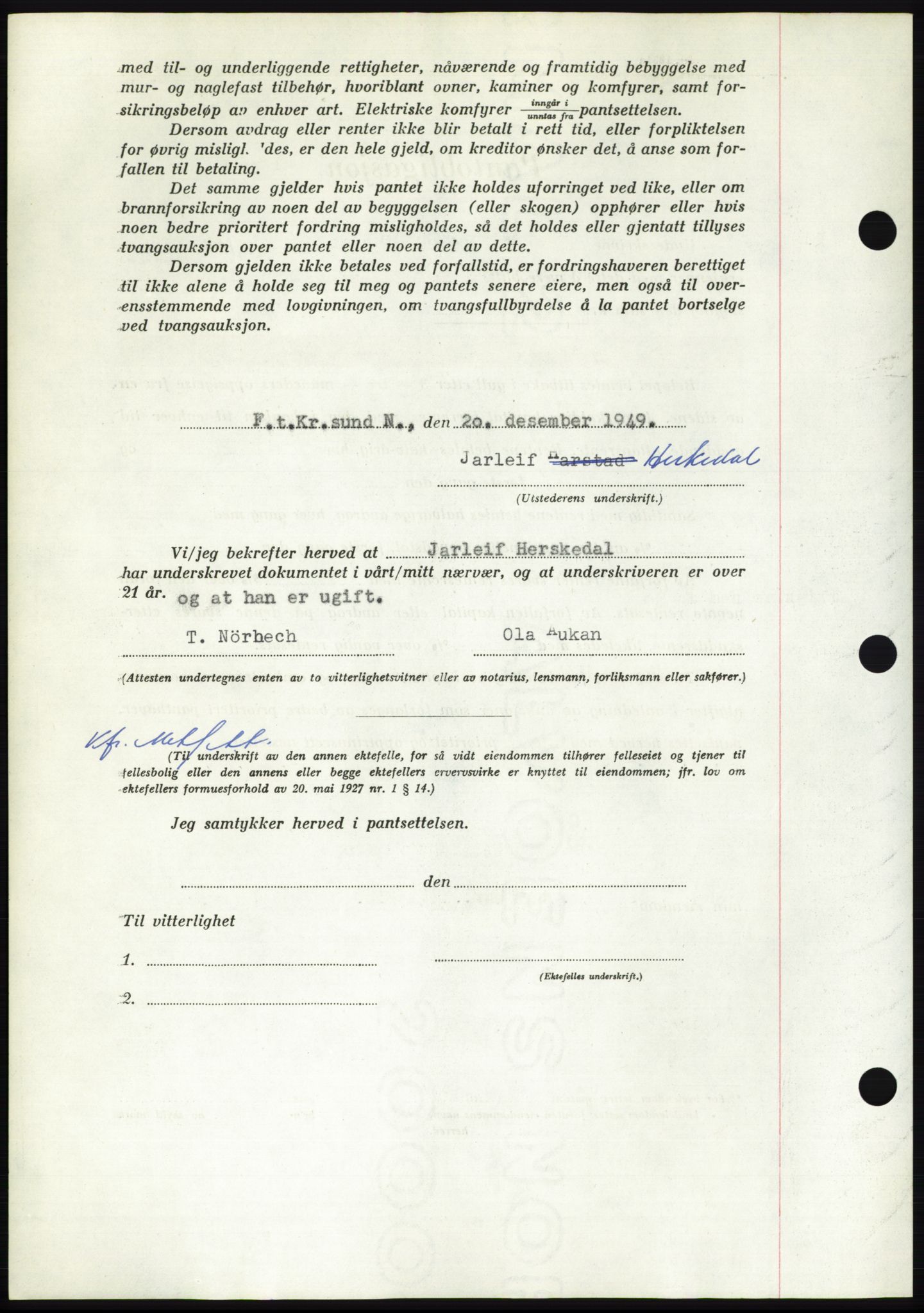 Nordmøre sorenskriveri, AV/SAT-A-4132/1/2/2Ca: Mortgage book no. B103, 1949-1950, Diary no: : 3703/1949