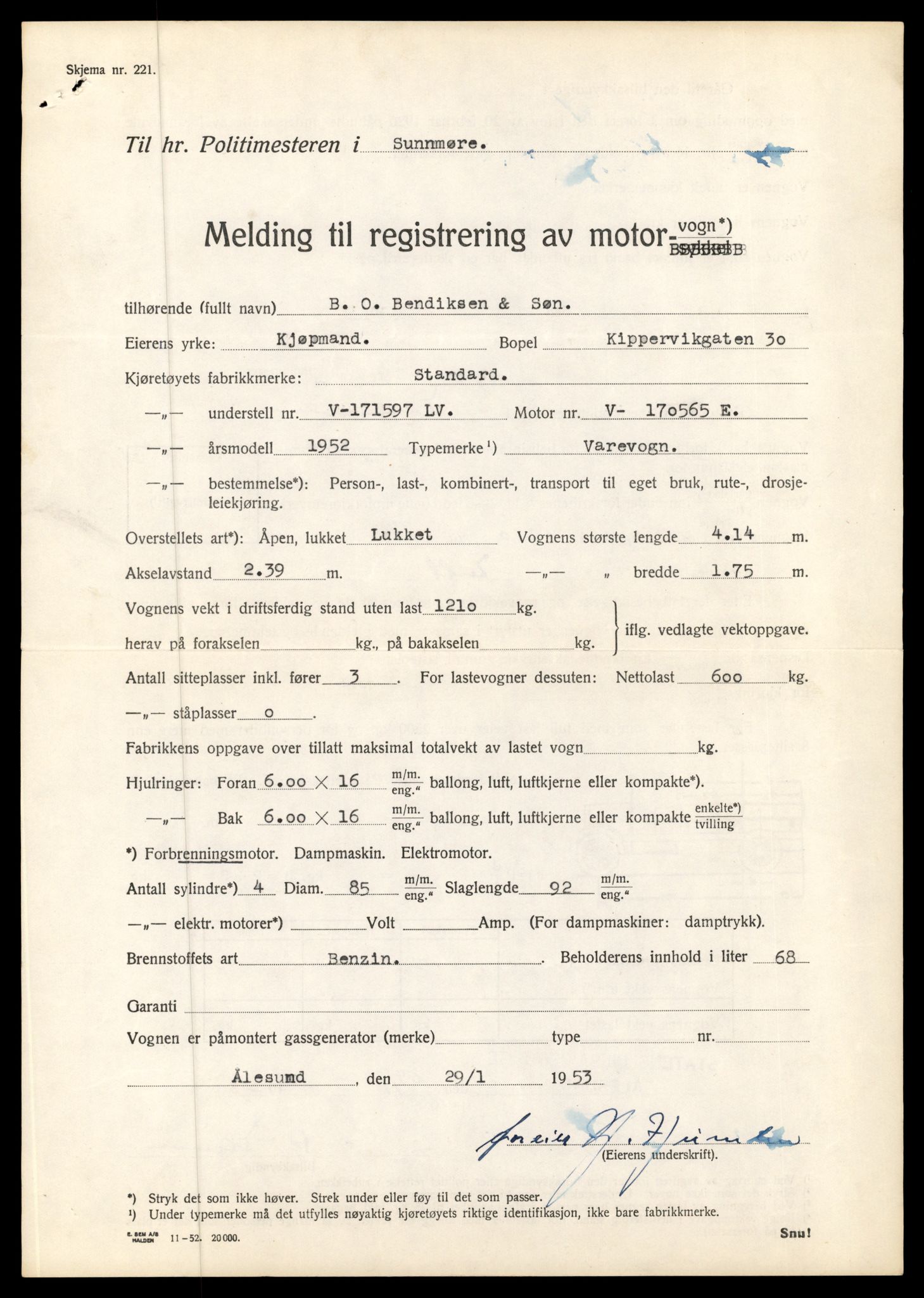 Møre og Romsdal vegkontor - Ålesund trafikkstasjon, AV/SAT-A-4099/F/Fe/L0012: Registreringskort for kjøretøy T 1290 - T 1450, 1927-1998, p. 1592