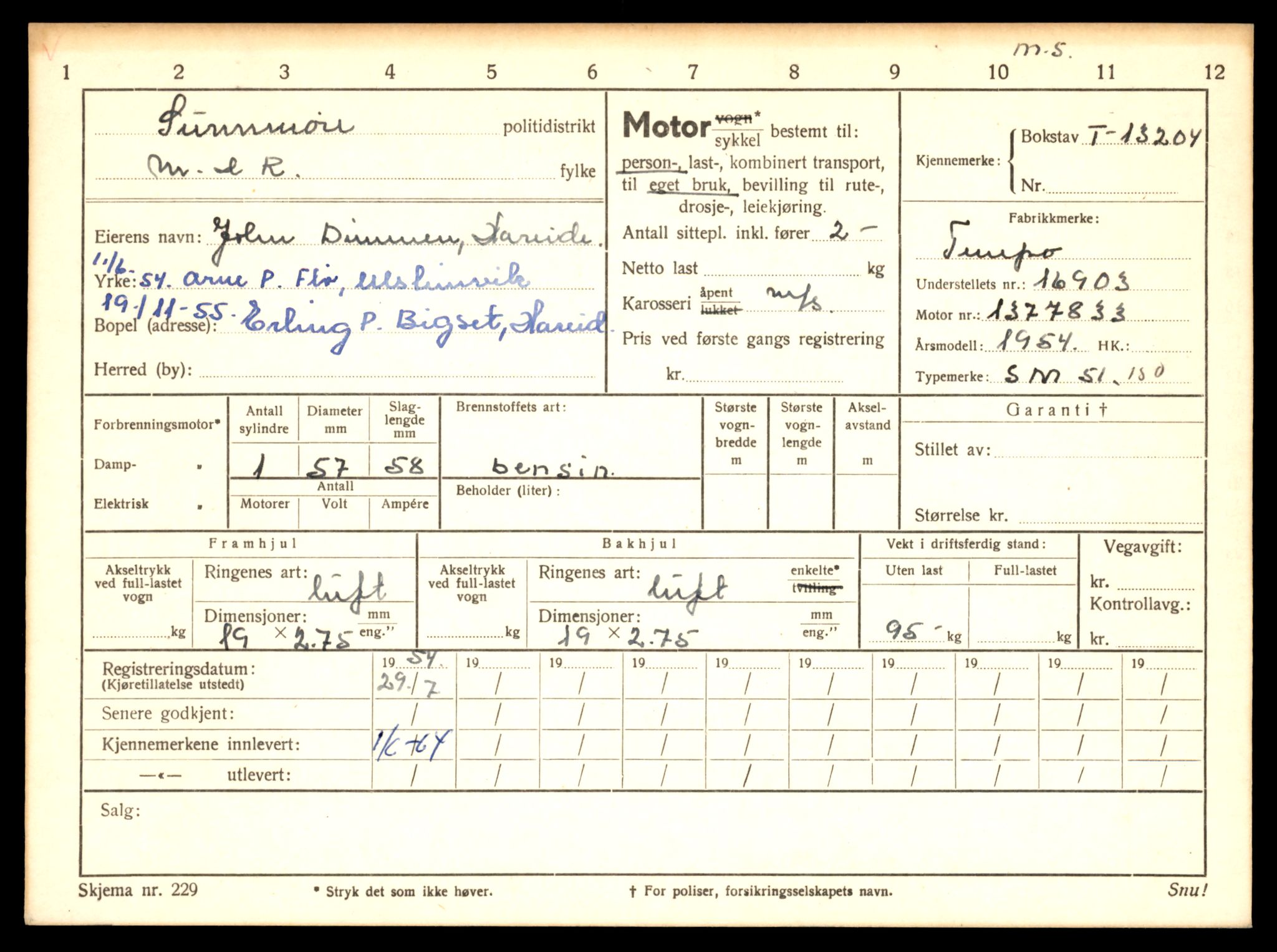 Møre og Romsdal vegkontor - Ålesund trafikkstasjon, AV/SAT-A-4099/F/Fe/L0038: Registreringskort for kjøretøy T 13180 - T 13360, 1927-1998, p. 419