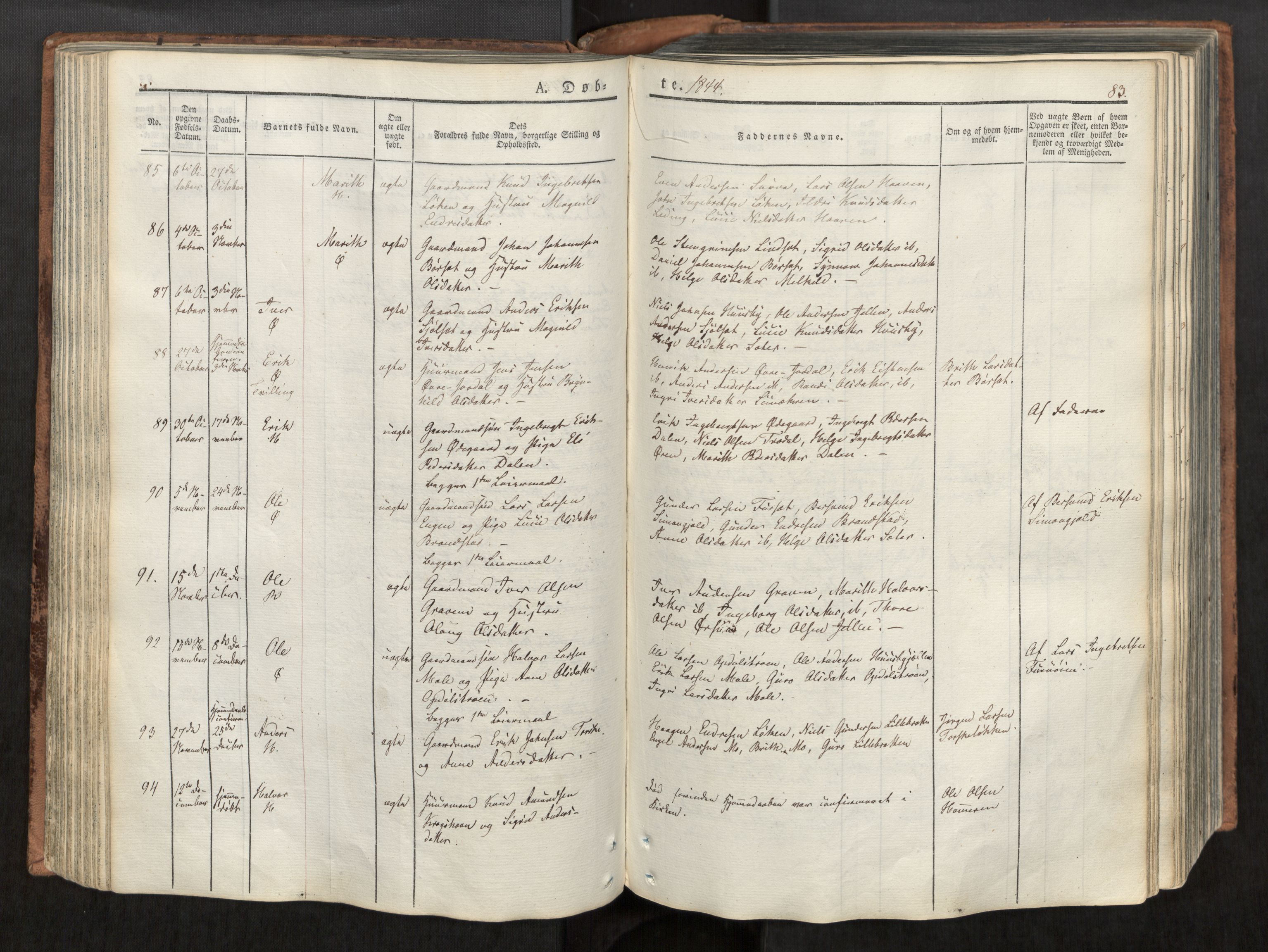 Ministerialprotokoller, klokkerbøker og fødselsregistre - Møre og Romsdal, AV/SAT-A-1454/590/L1012: Parish register (official) no. 590A04, 1832-1846, p. 83