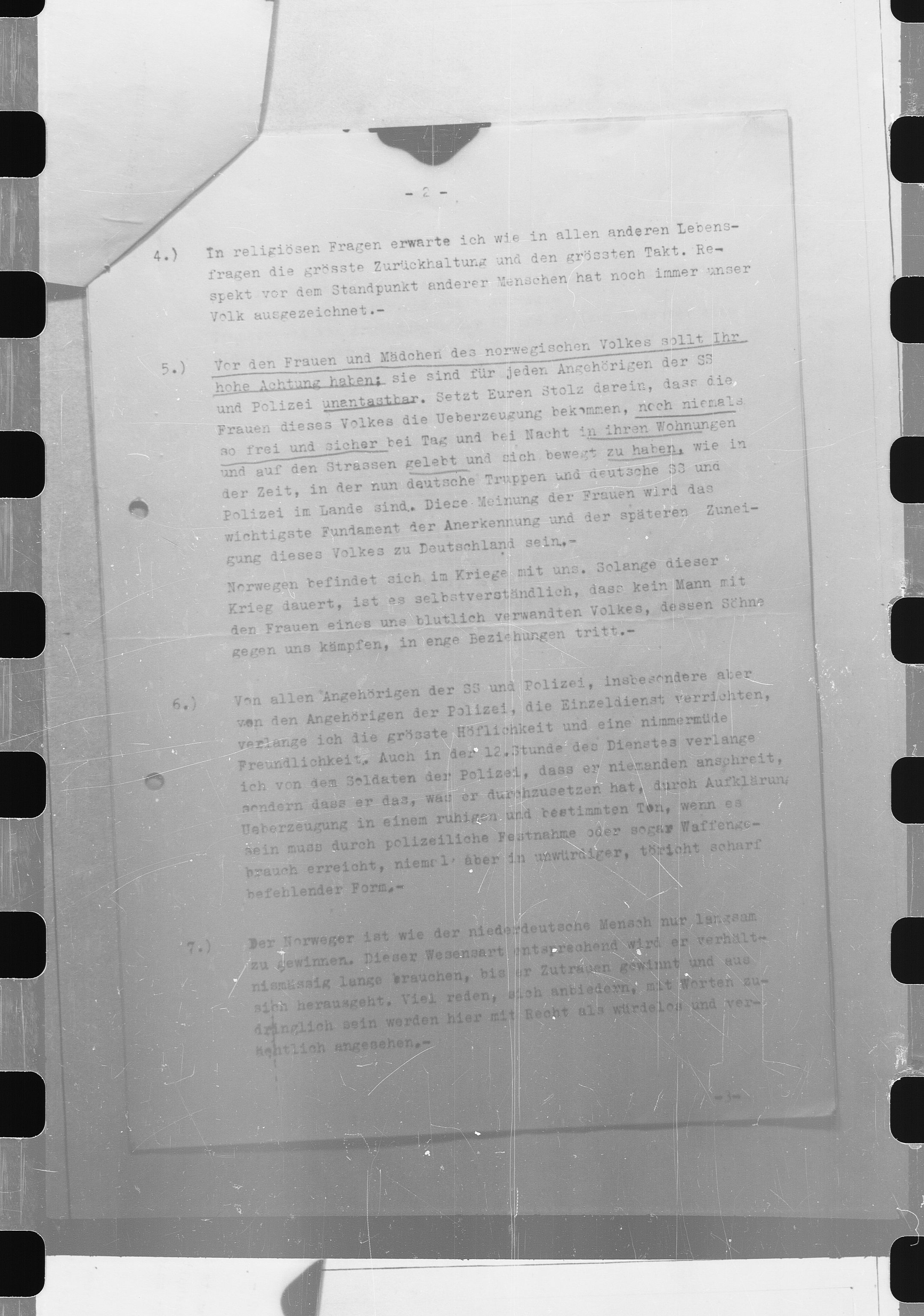 Documents Section, RA/RAFA-2200/V/L0069: Film med LMDC Serial Number., 1940-1945, p. 97