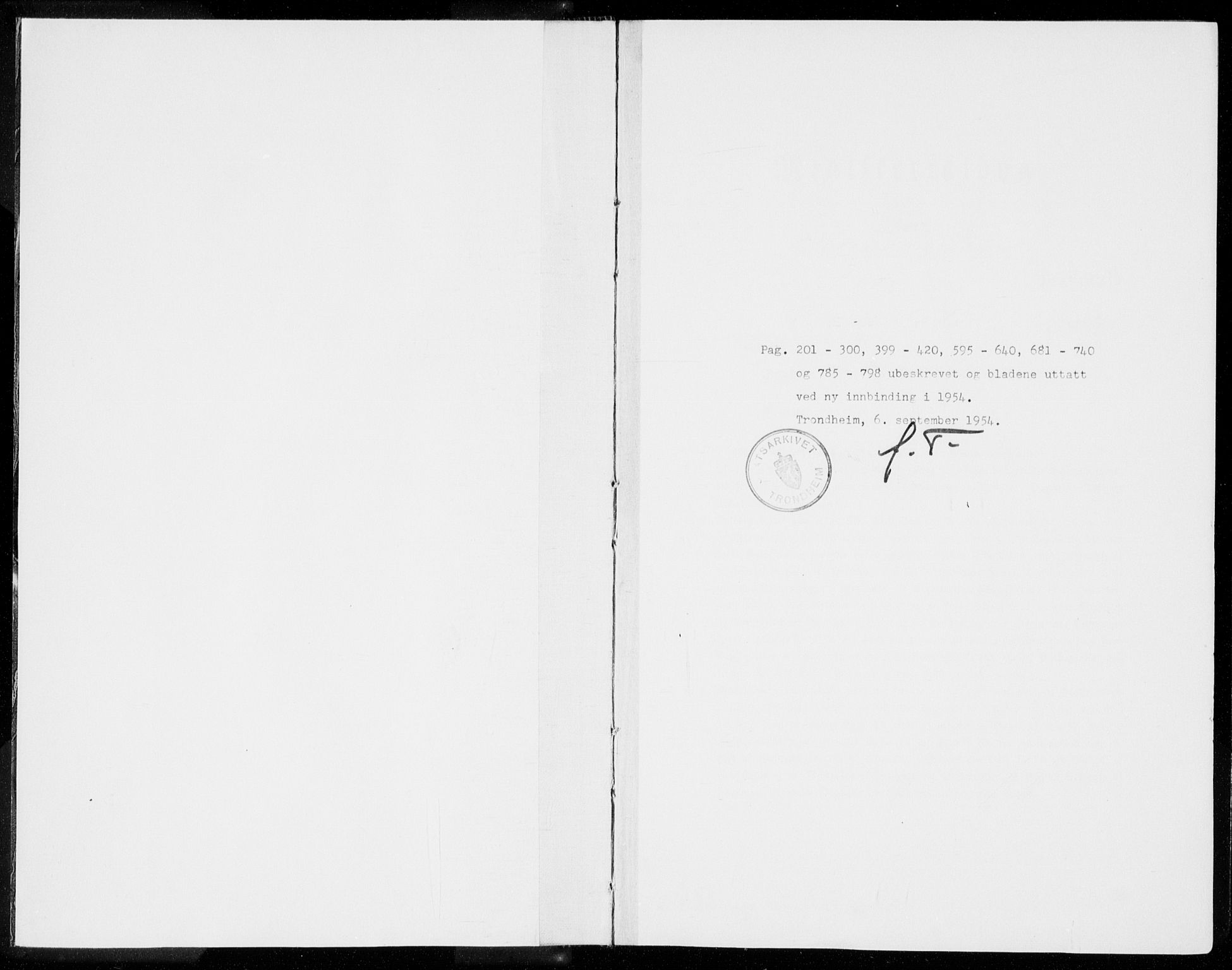 Ministerialprotokoller, klokkerbøker og fødselsregistre - Møre og Romsdal, AV/SAT-A-1454/557/L0680: Parish register (official) no. 557A02, 1843-1869
