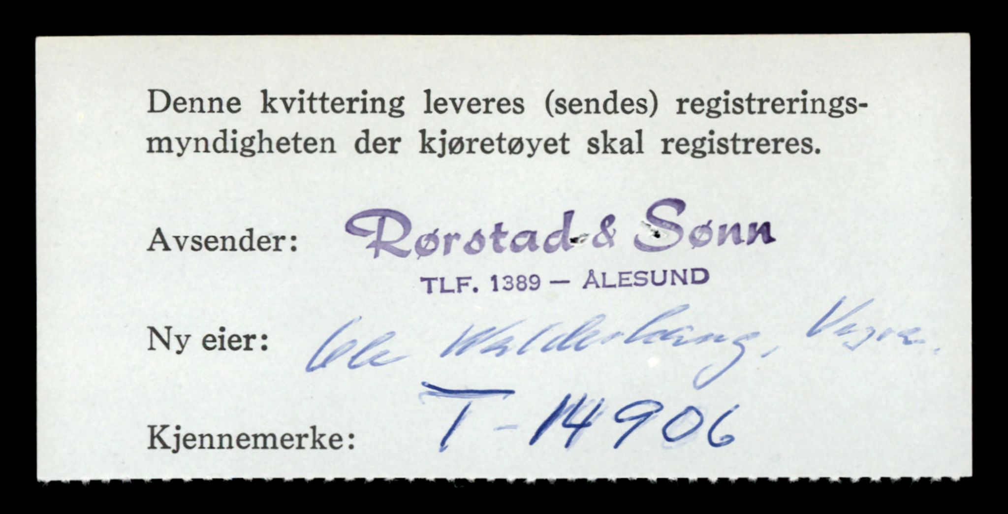 Møre og Romsdal vegkontor - Ålesund trafikkstasjon, AV/SAT-A-4099/F/Fe/L0049: Registreringskort for kjøretøy T 14864 - T 18613, 1927-1998, p. 992