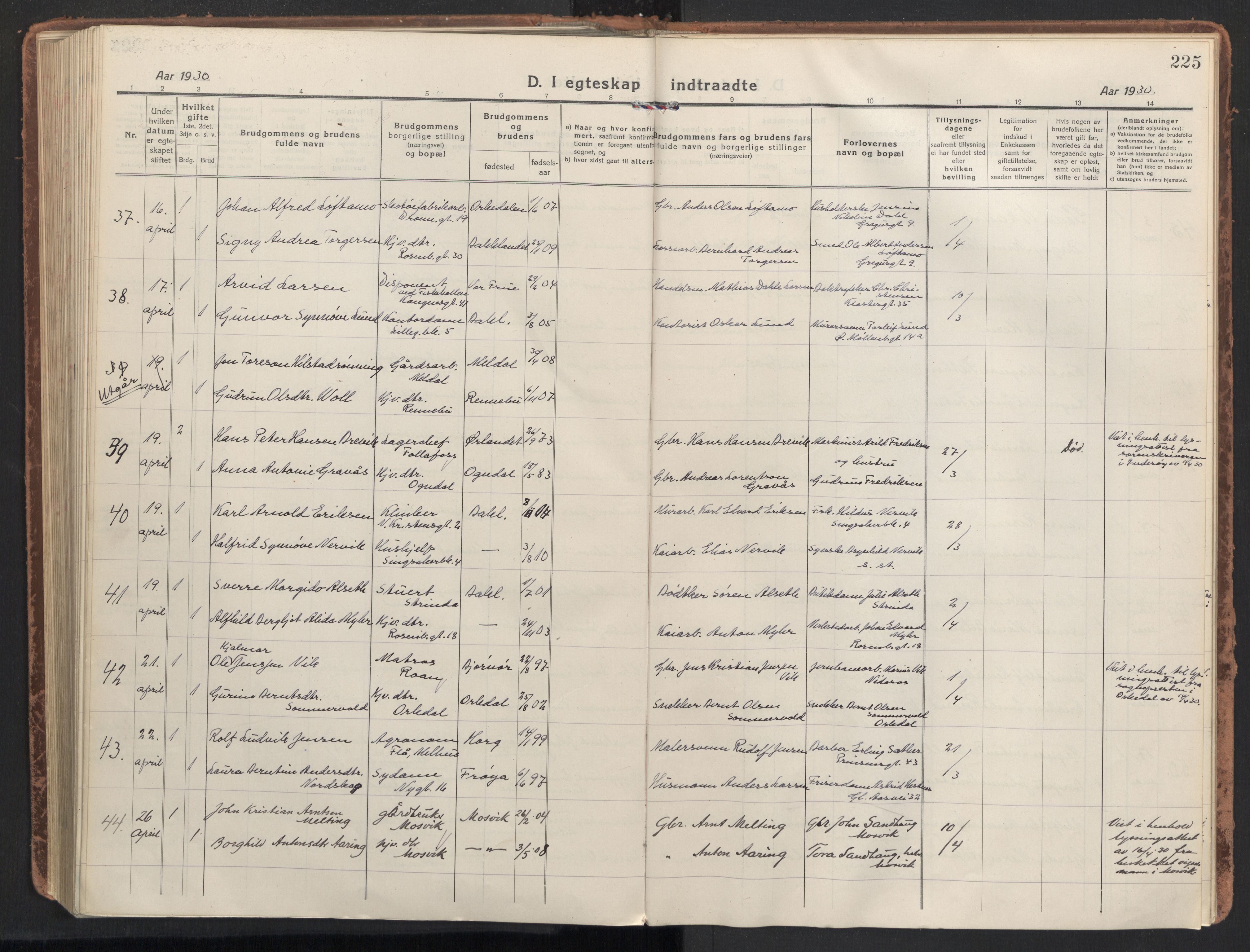Ministerialprotokoller, klokkerbøker og fødselsregistre - Sør-Trøndelag, SAT/A-1456/604/L0206: Parish register (official) no. 604A26, 1917-1931, p. 225